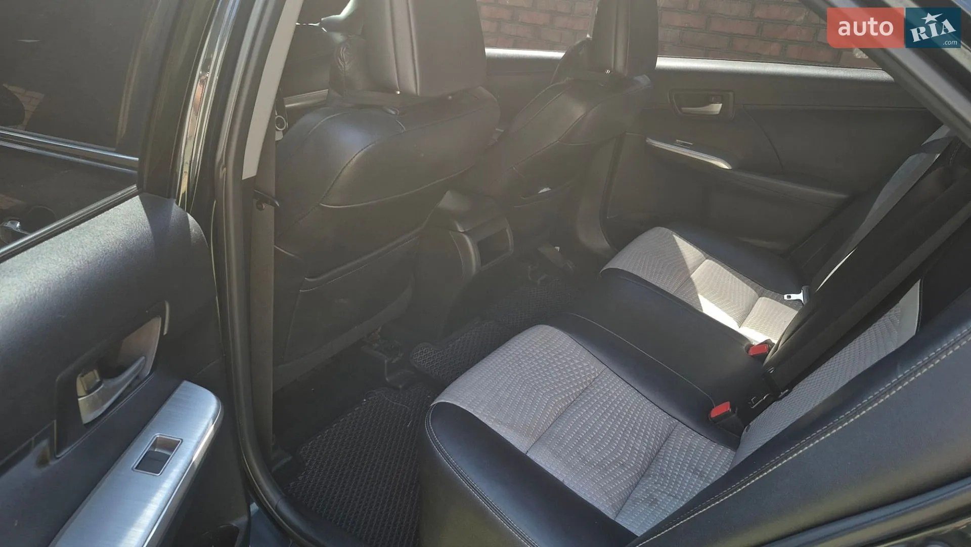 2012 Toyota Camry - мініатюра 9