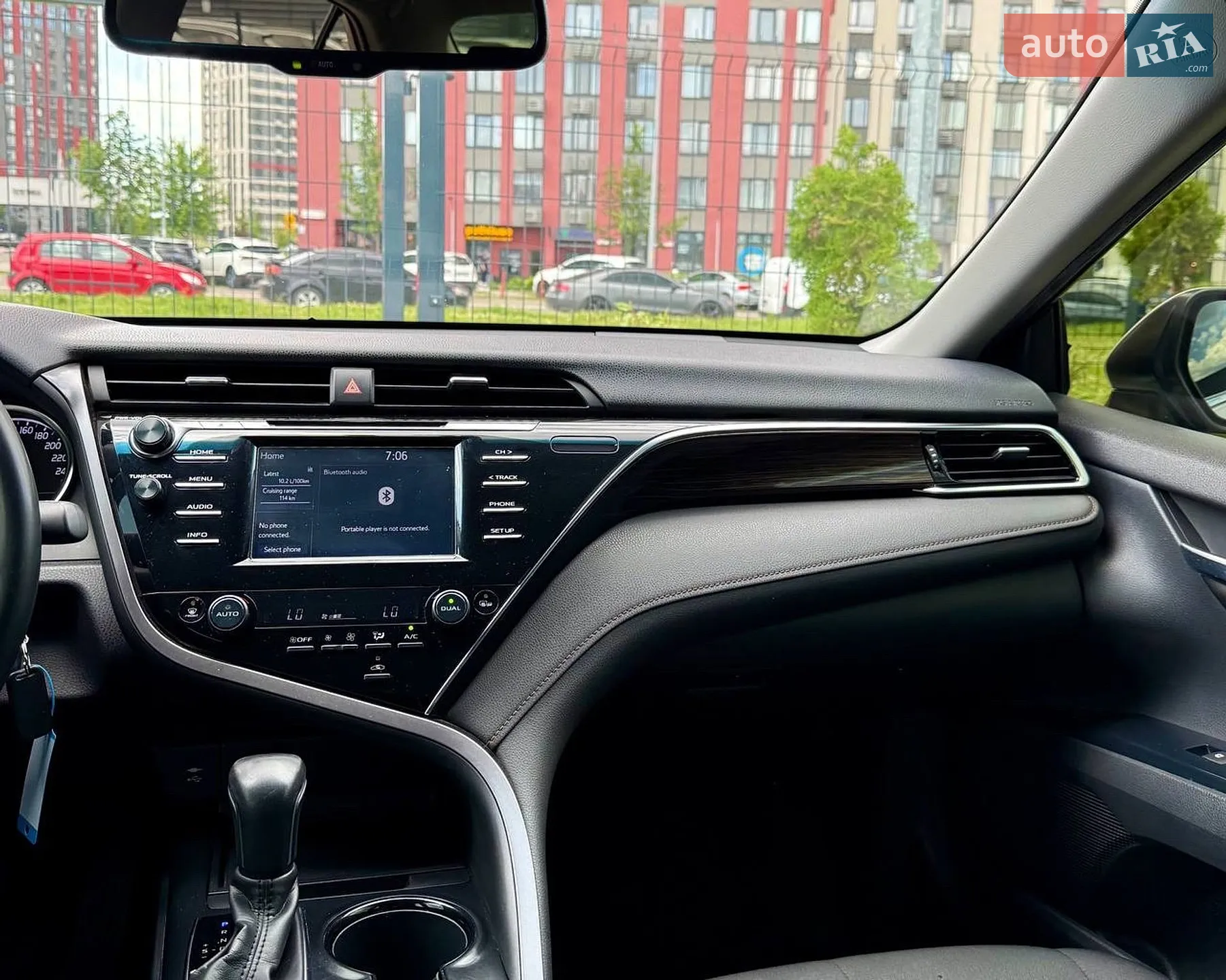 2017 Toyota Camry - мініатюра 18