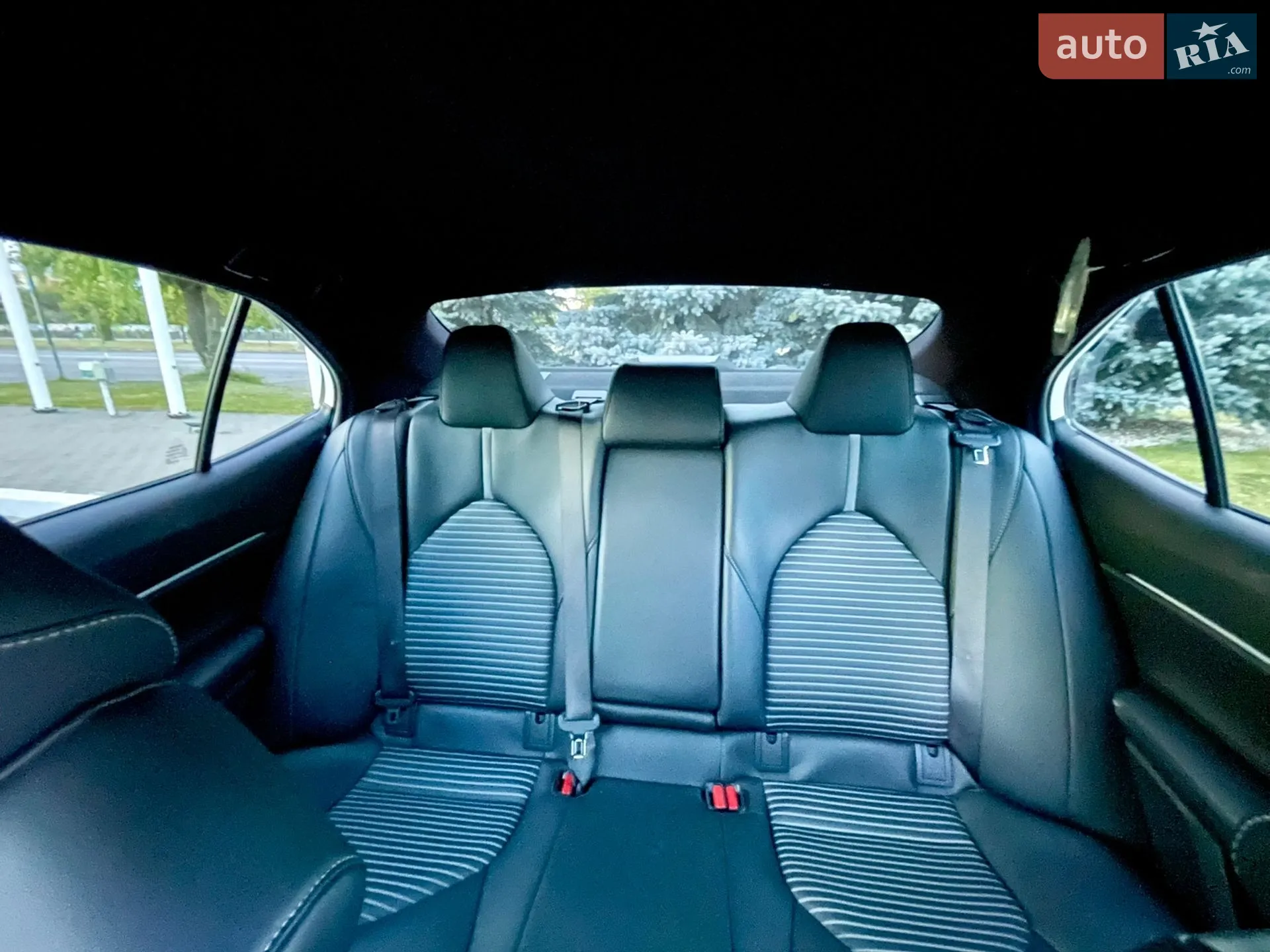 2022 Toyota Camry - мініатюра 10