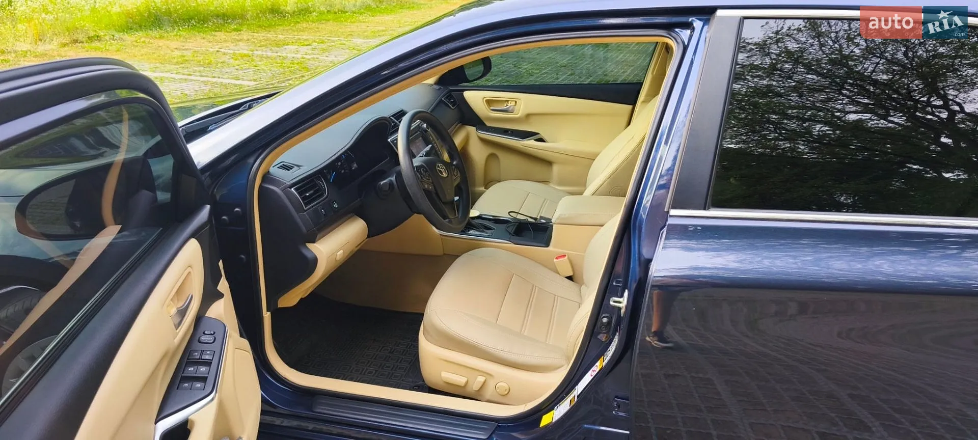 2015 Toyota Camry - мініатюра 10