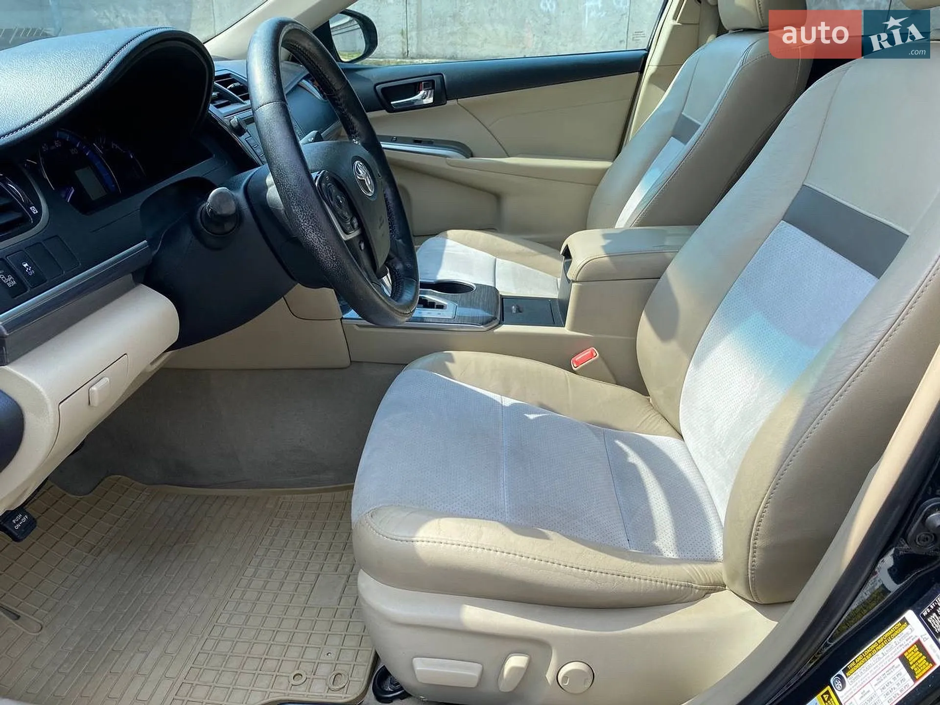 2013 Toyota Camry - мініатюра 9