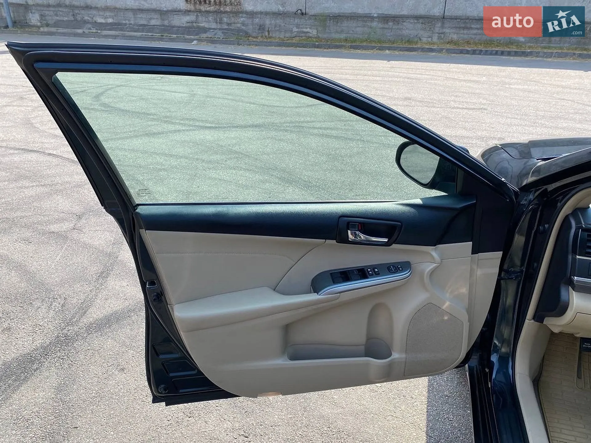 2013 Toyota Camry - мініатюра 12