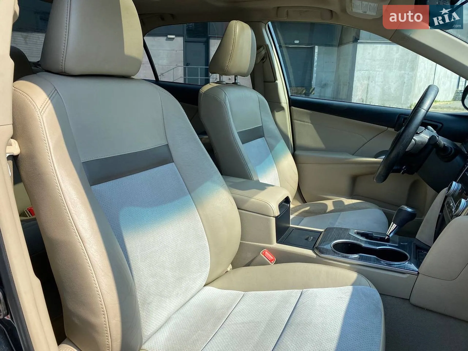 2013 Toyota Camry - мініатюра 14