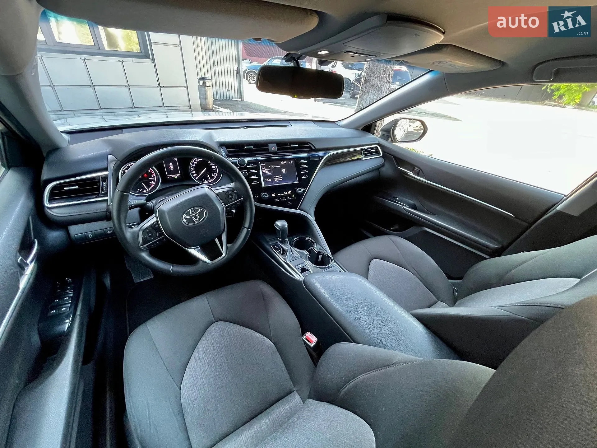 2018 Toyota Camry - мініатюра 15