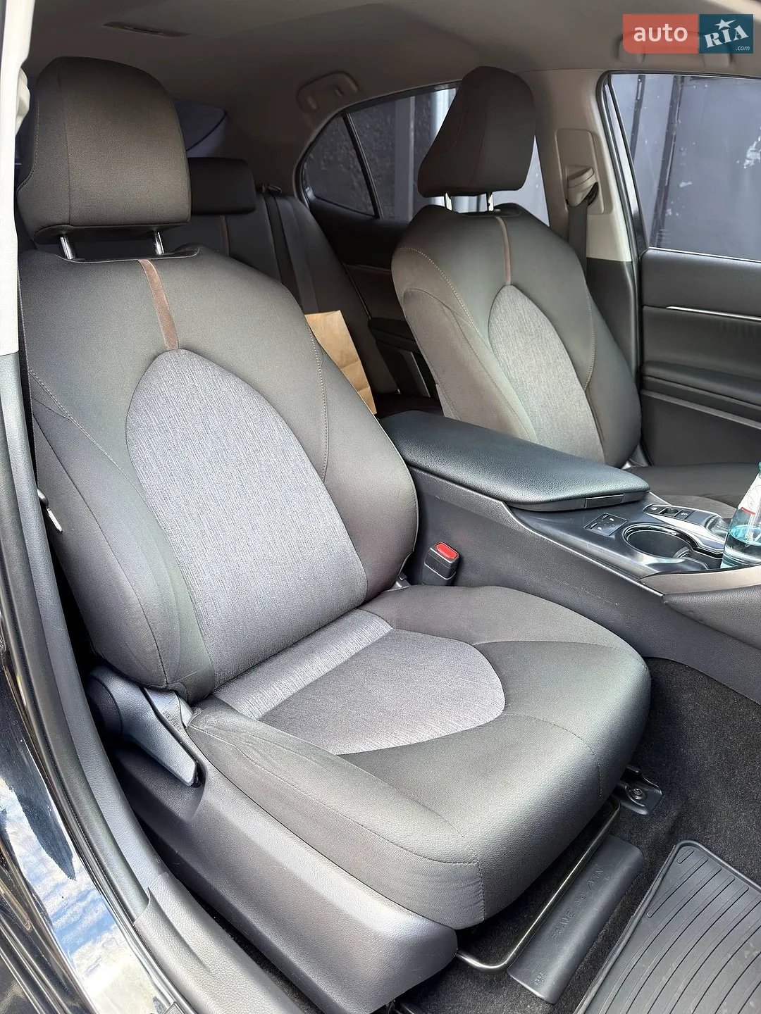 2018 Toyota Camry - мініатюра 9