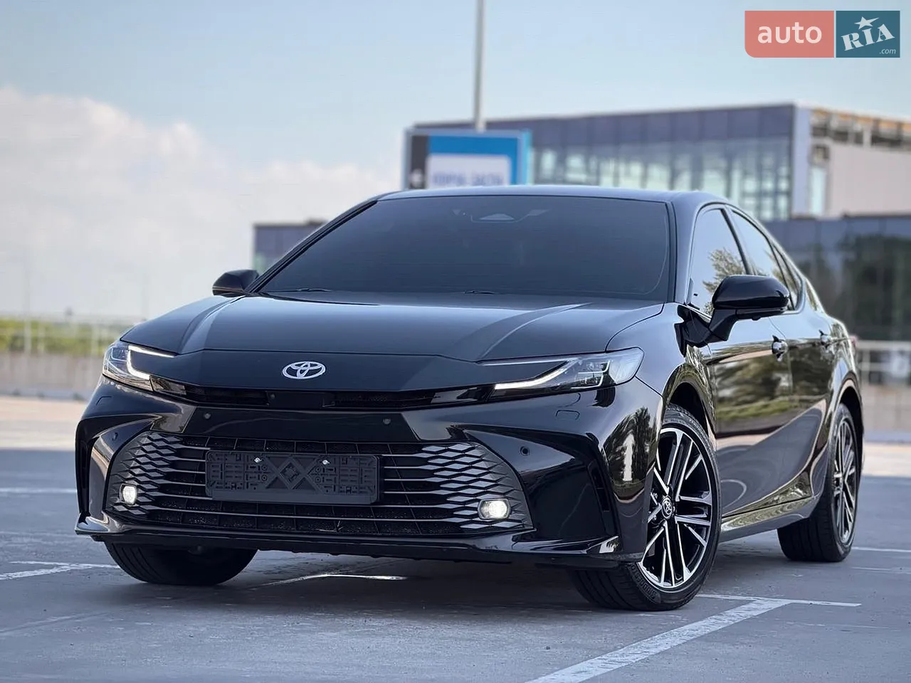 2025 Toyota Camry - мініатюра 4