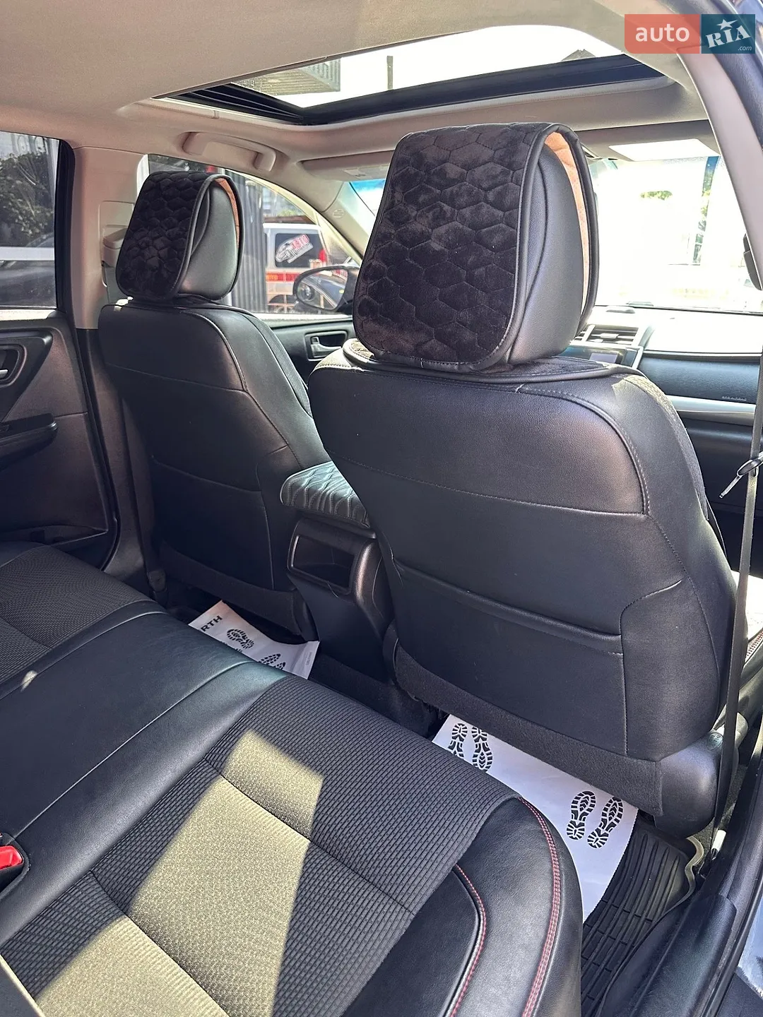 2017 Toyota Camry - мініатюра 11