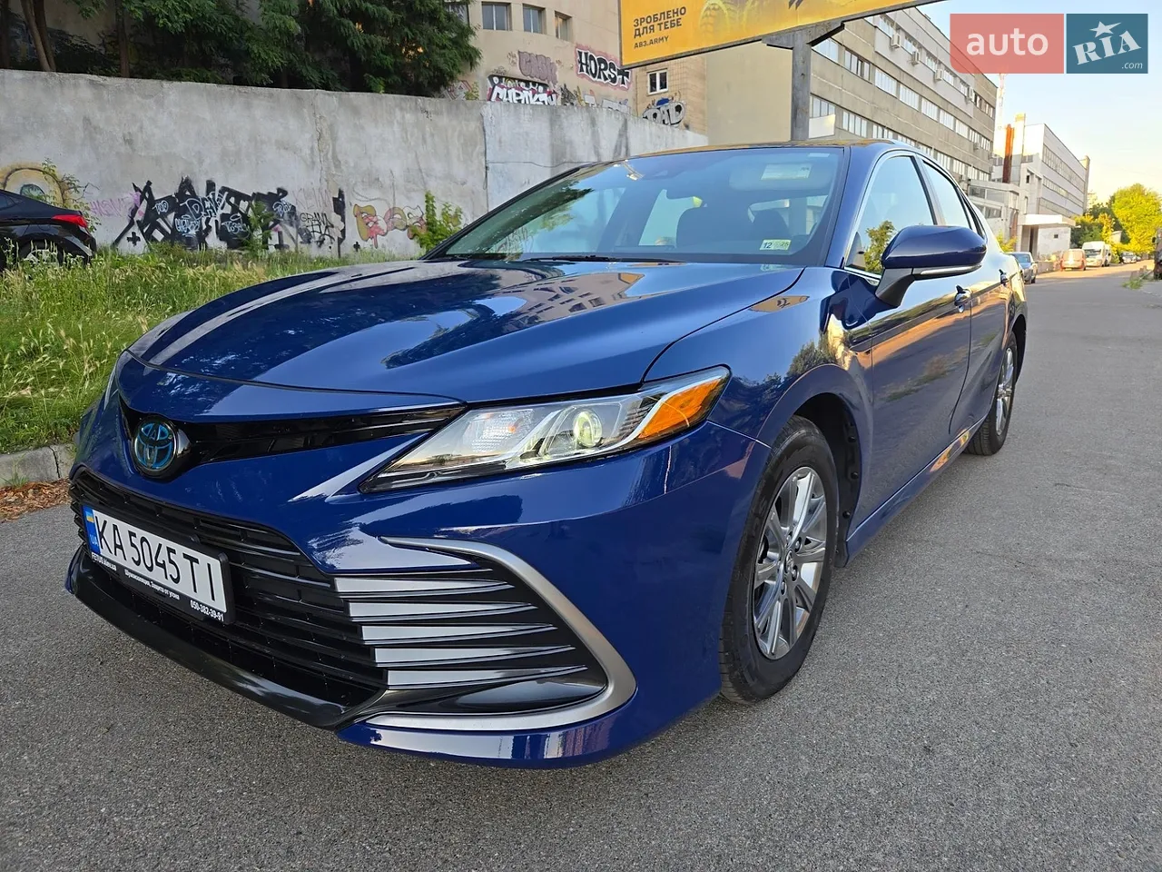 2022 Toyota Camry - мініатюра 17