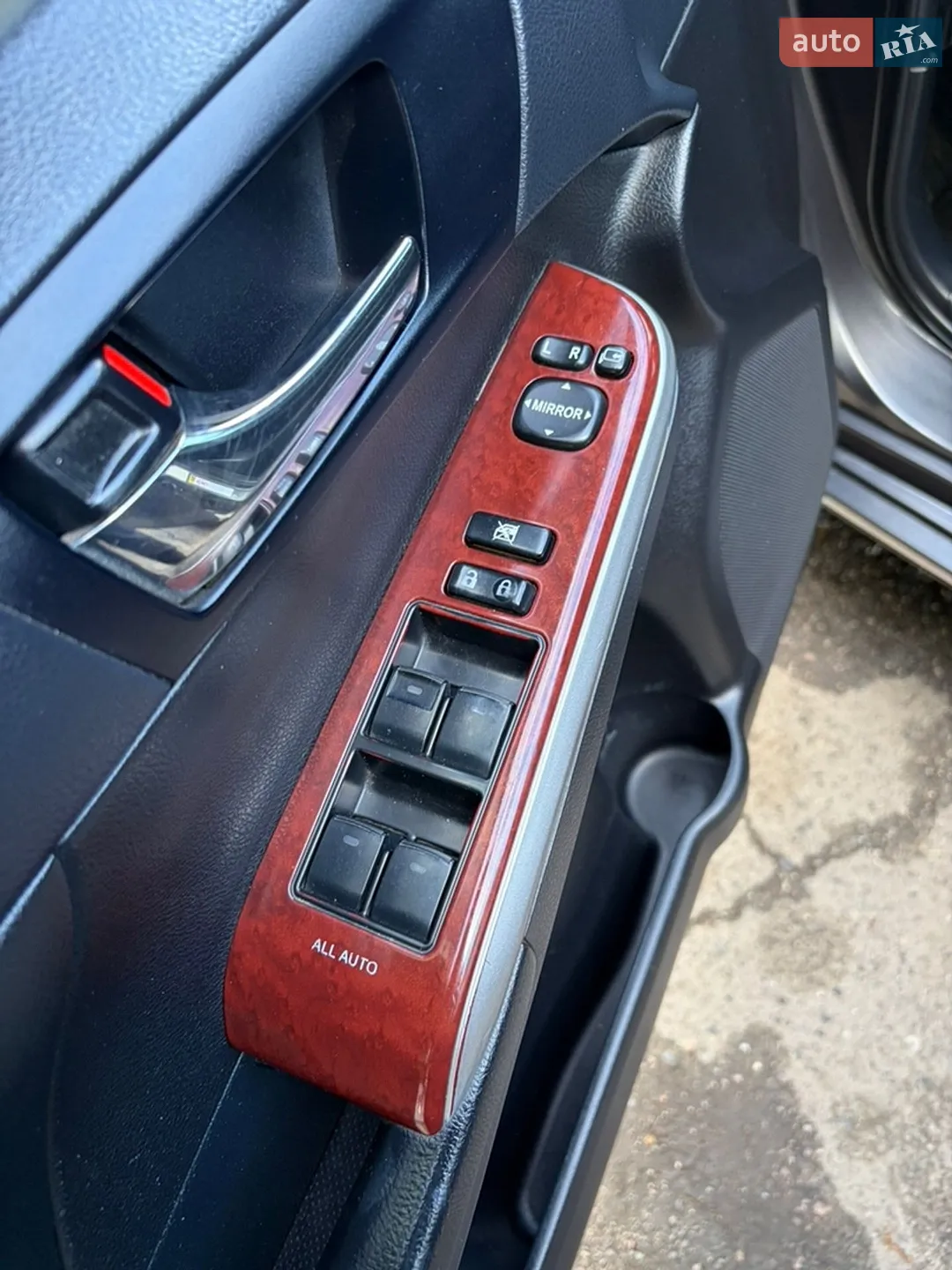 2012 Toyota Camry - мініатюра 32