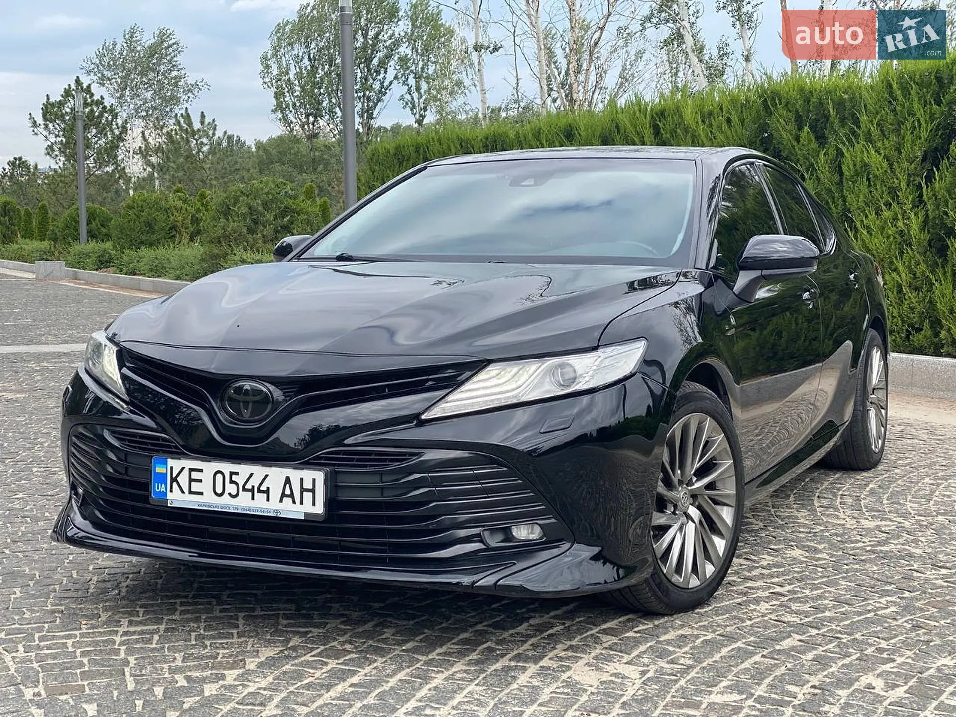 2018 Toyota Camry - мініатюра 3