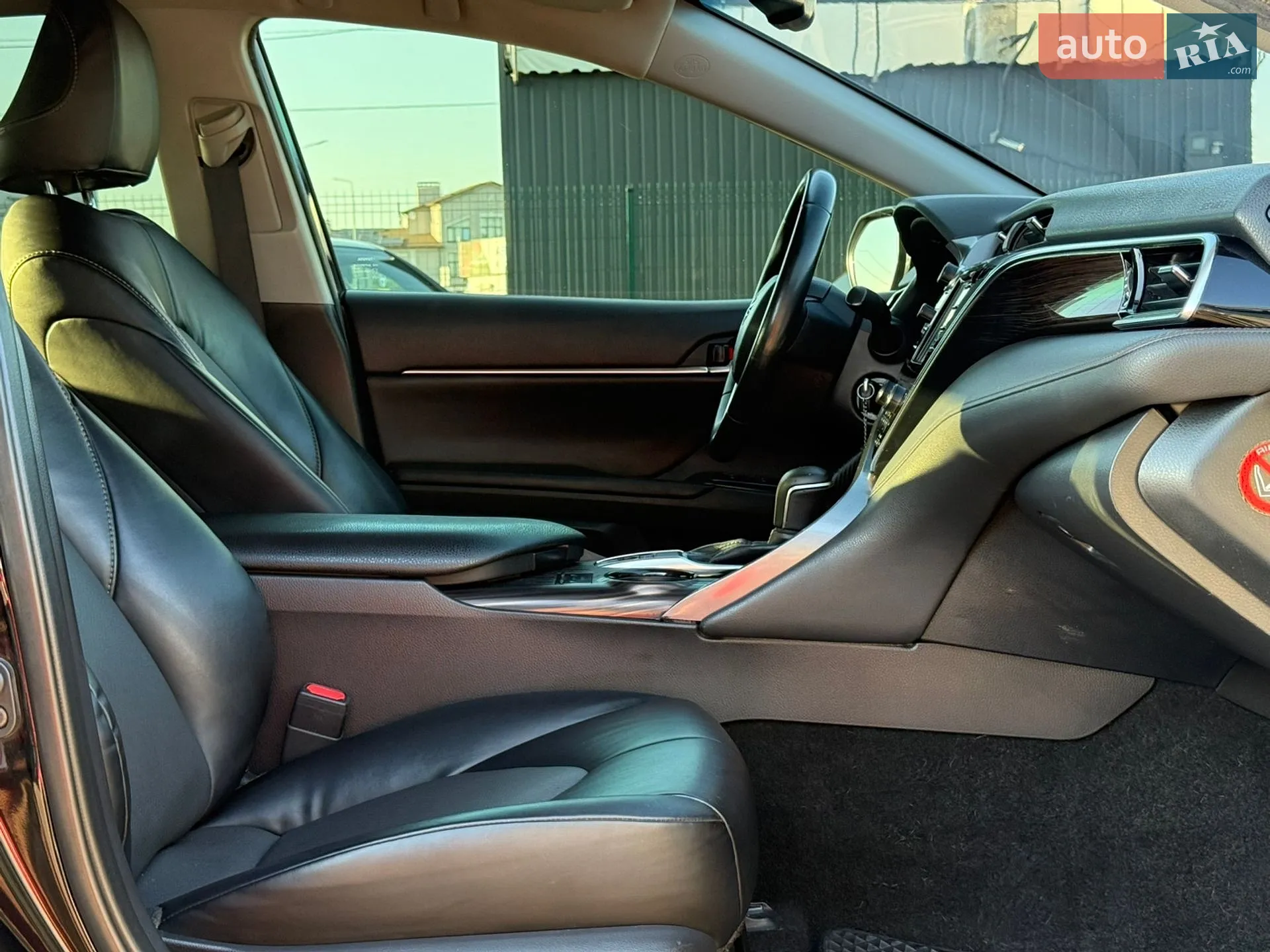2018 Toyota Camry - мініатюра 28