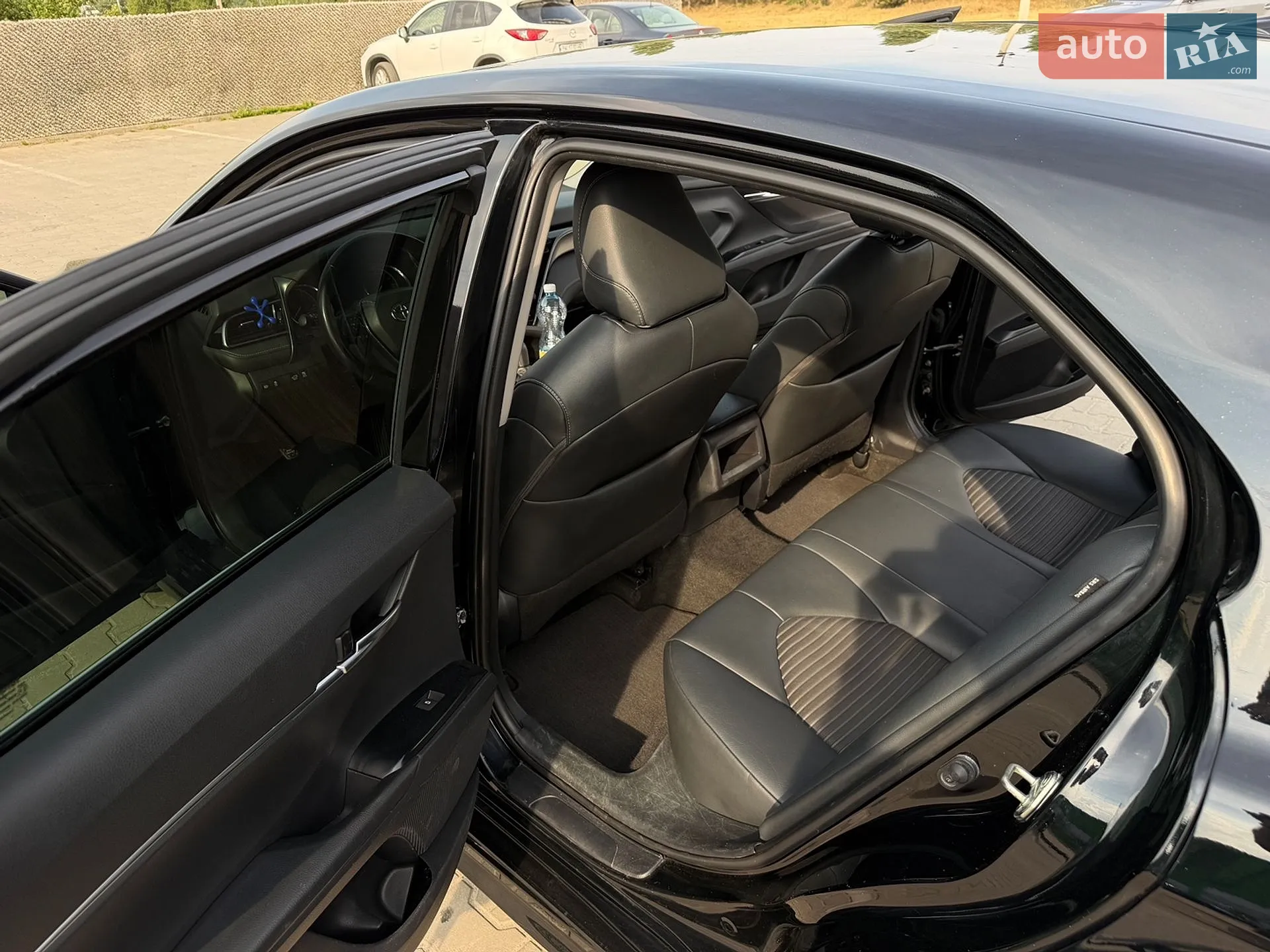 2019 Toyota Camry - мініатюра 10