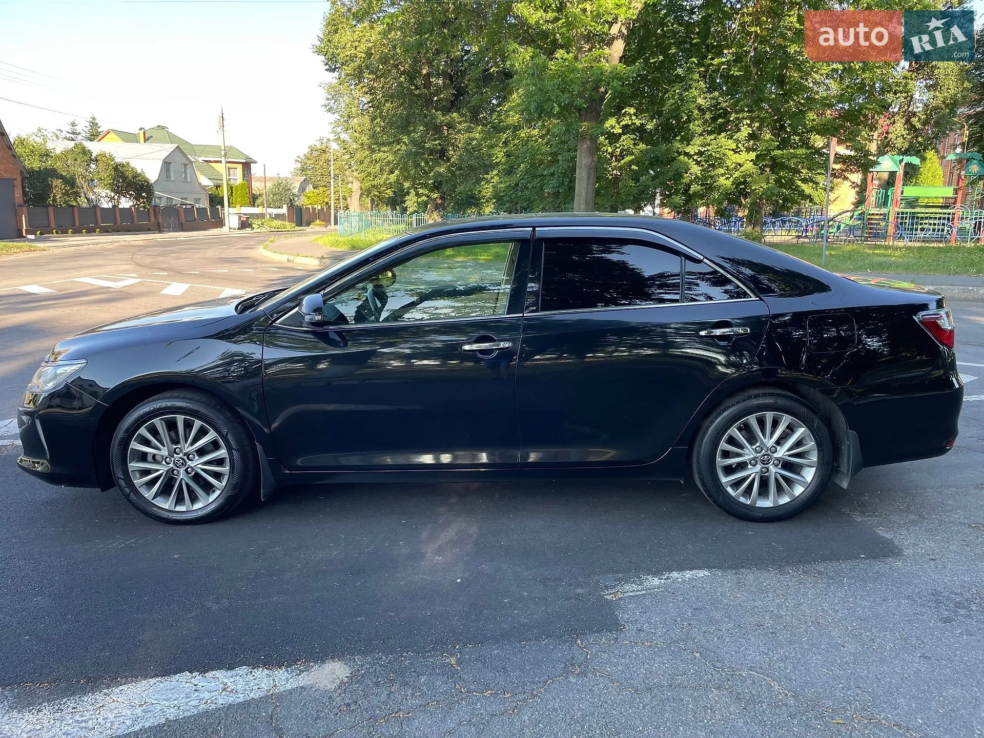 2017 Toyota Camry - мініатюра 8