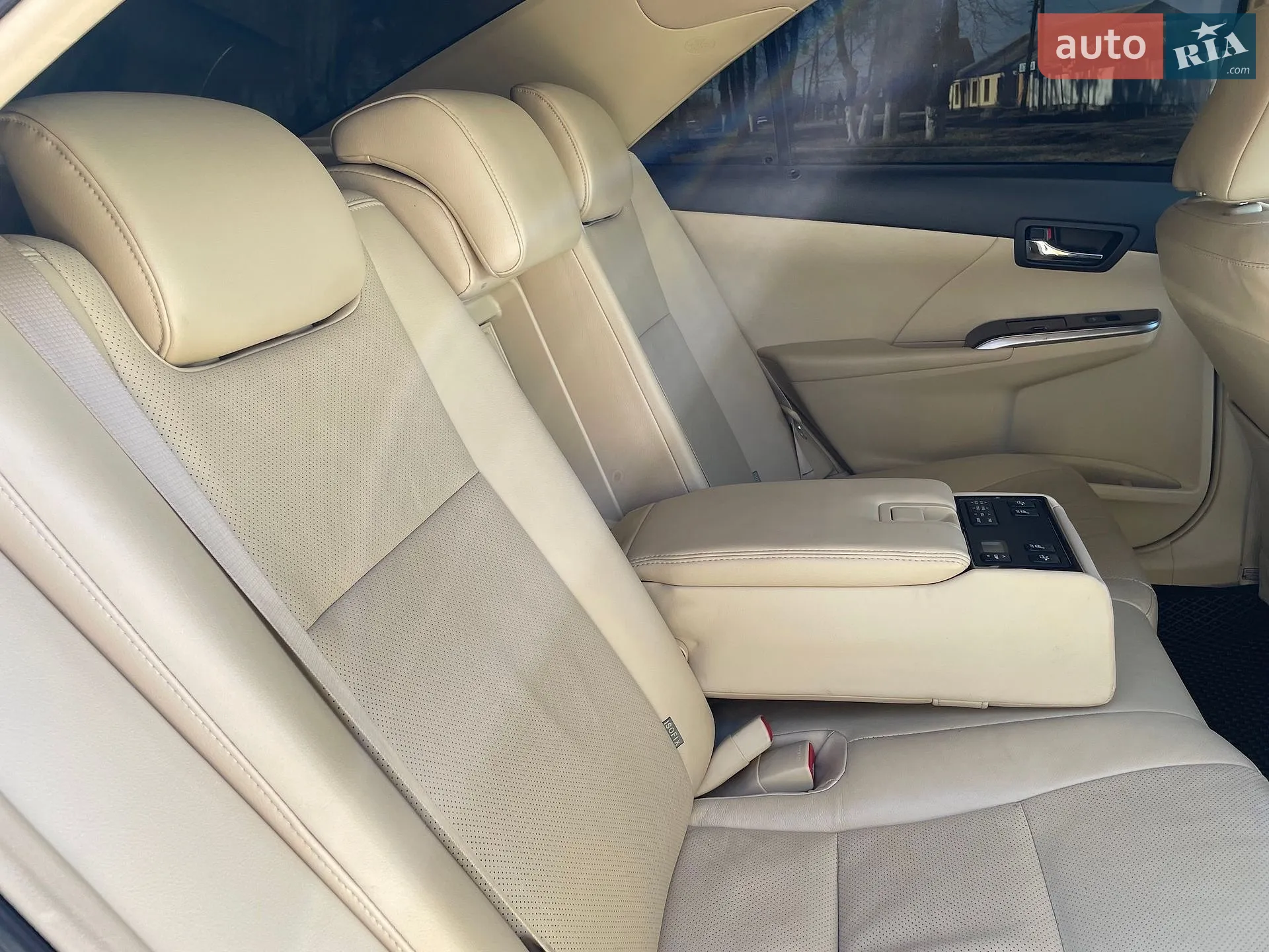 2017 Toyota Camry - мініатюра 44
