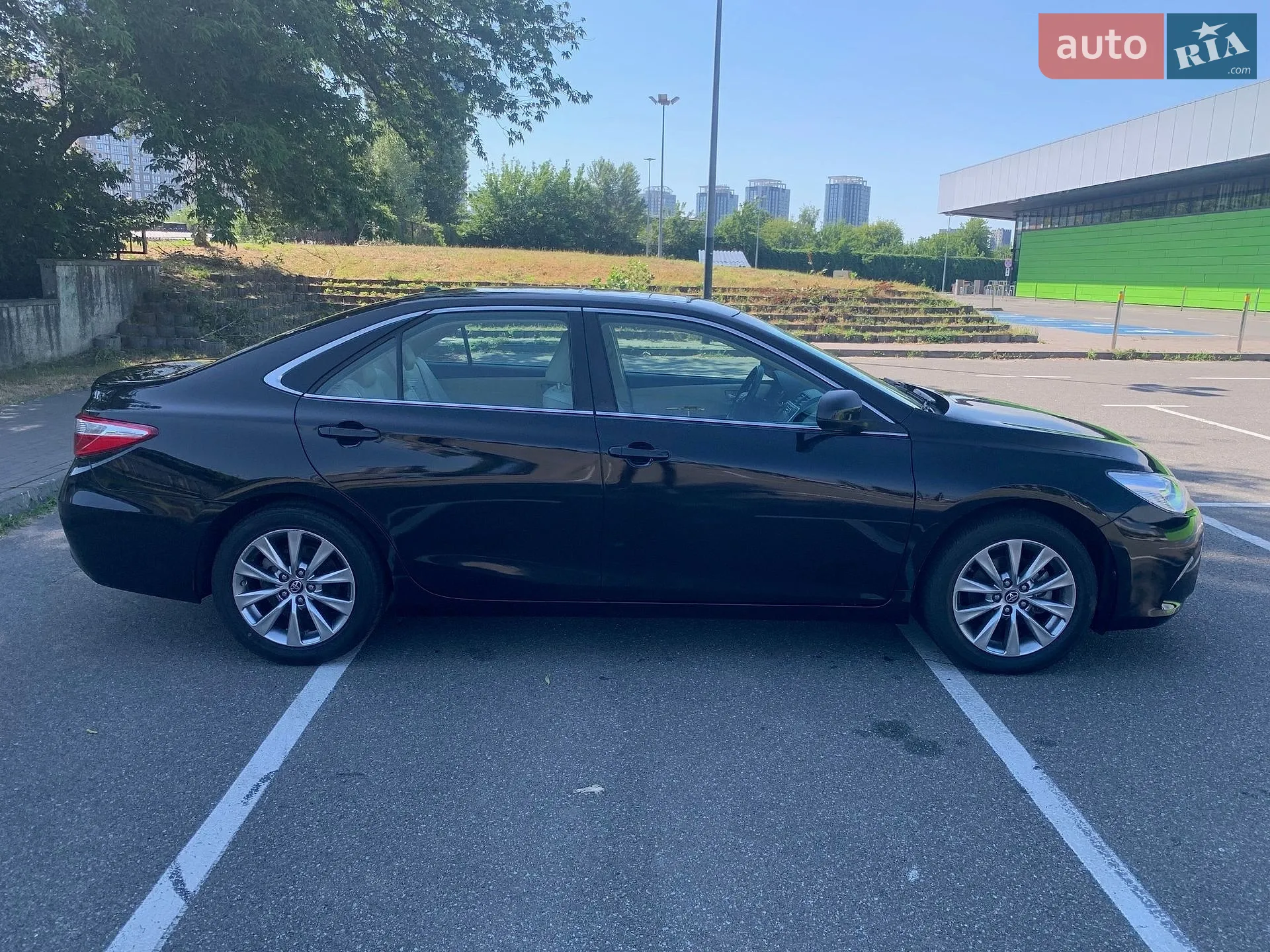 2016 Toyota Camry - мініатюра 3