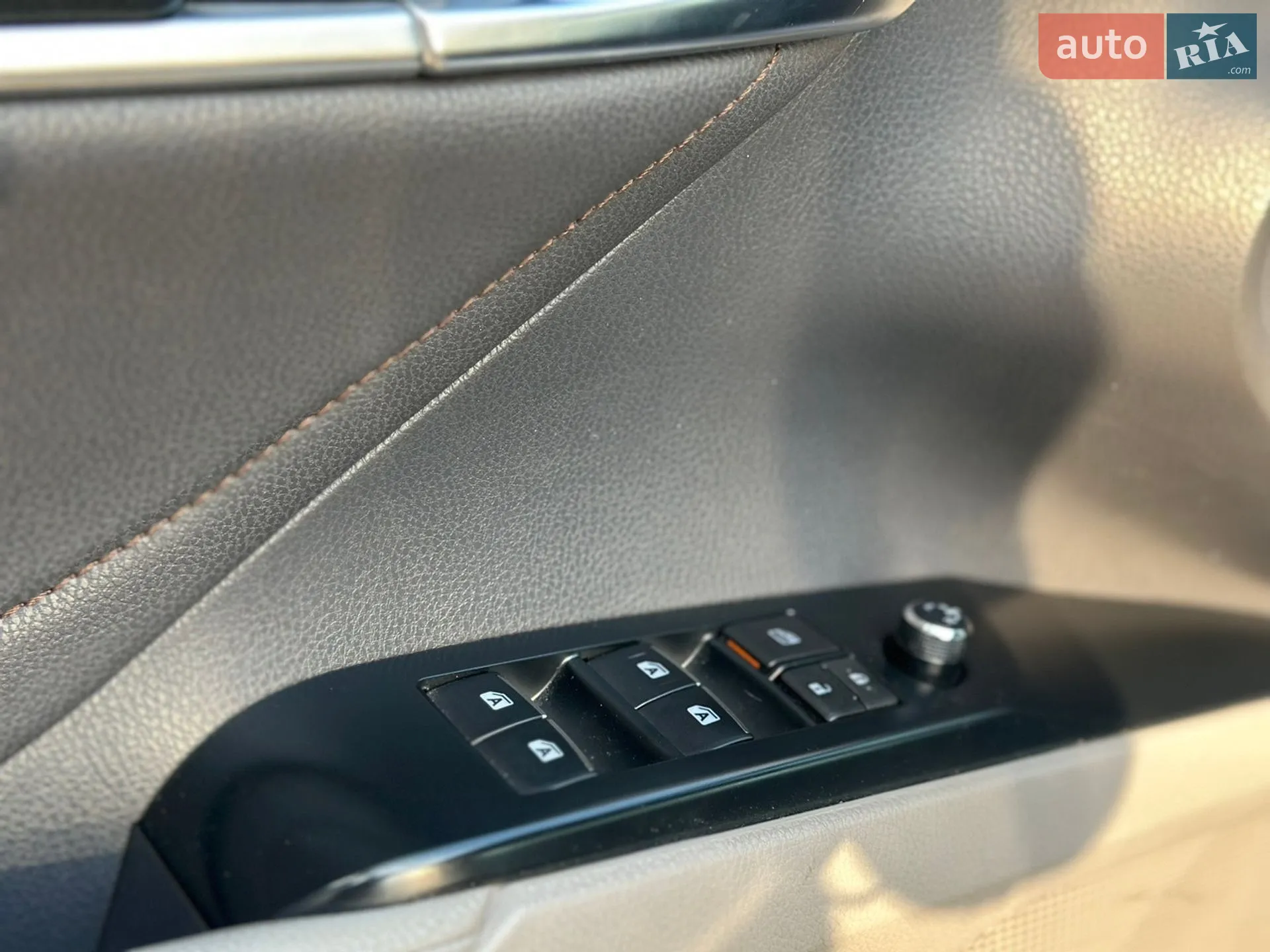 2017 Toyota Camry - мініатюра 9