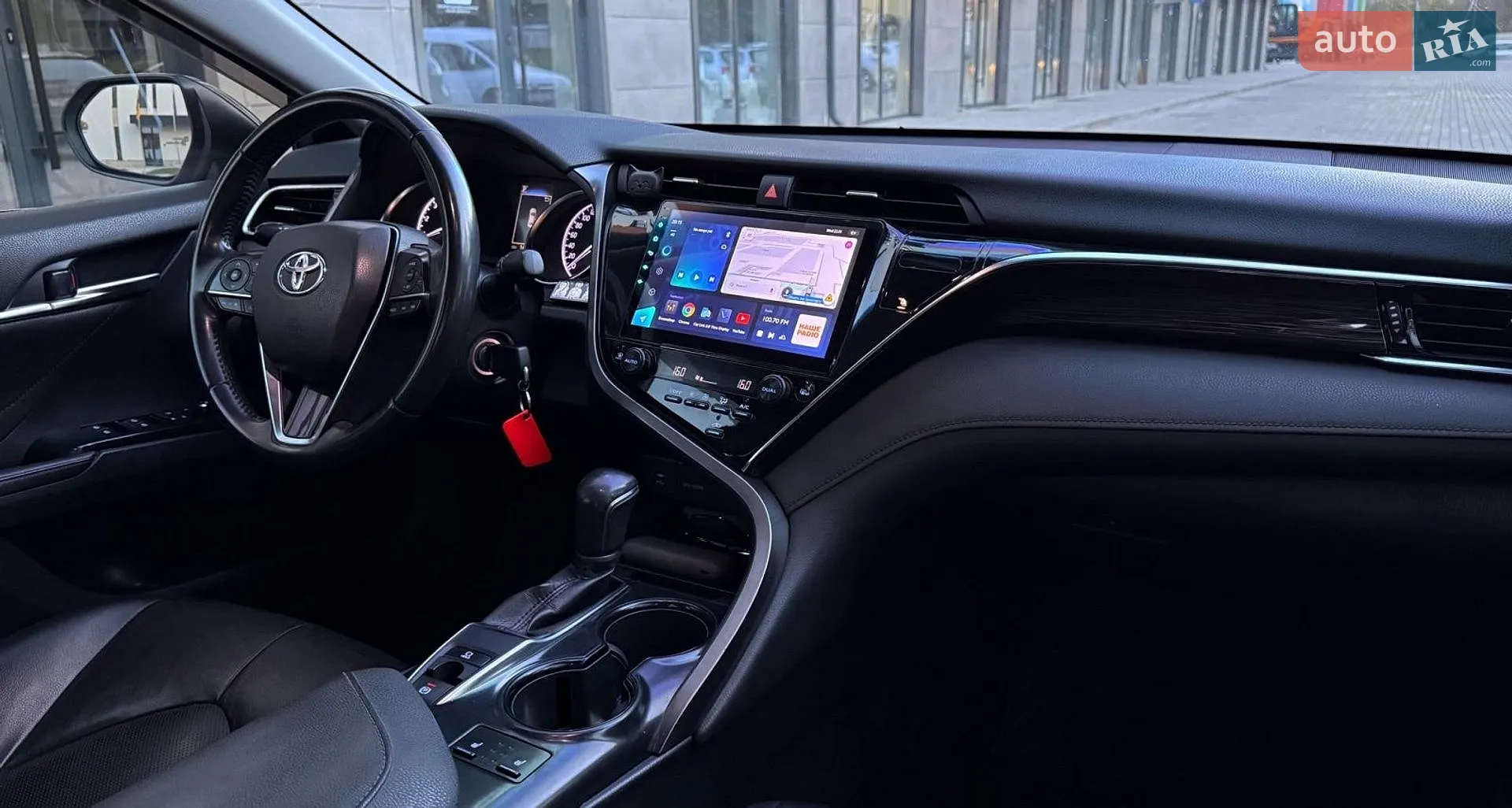 2018 Toyota Camry - мініатюра 11