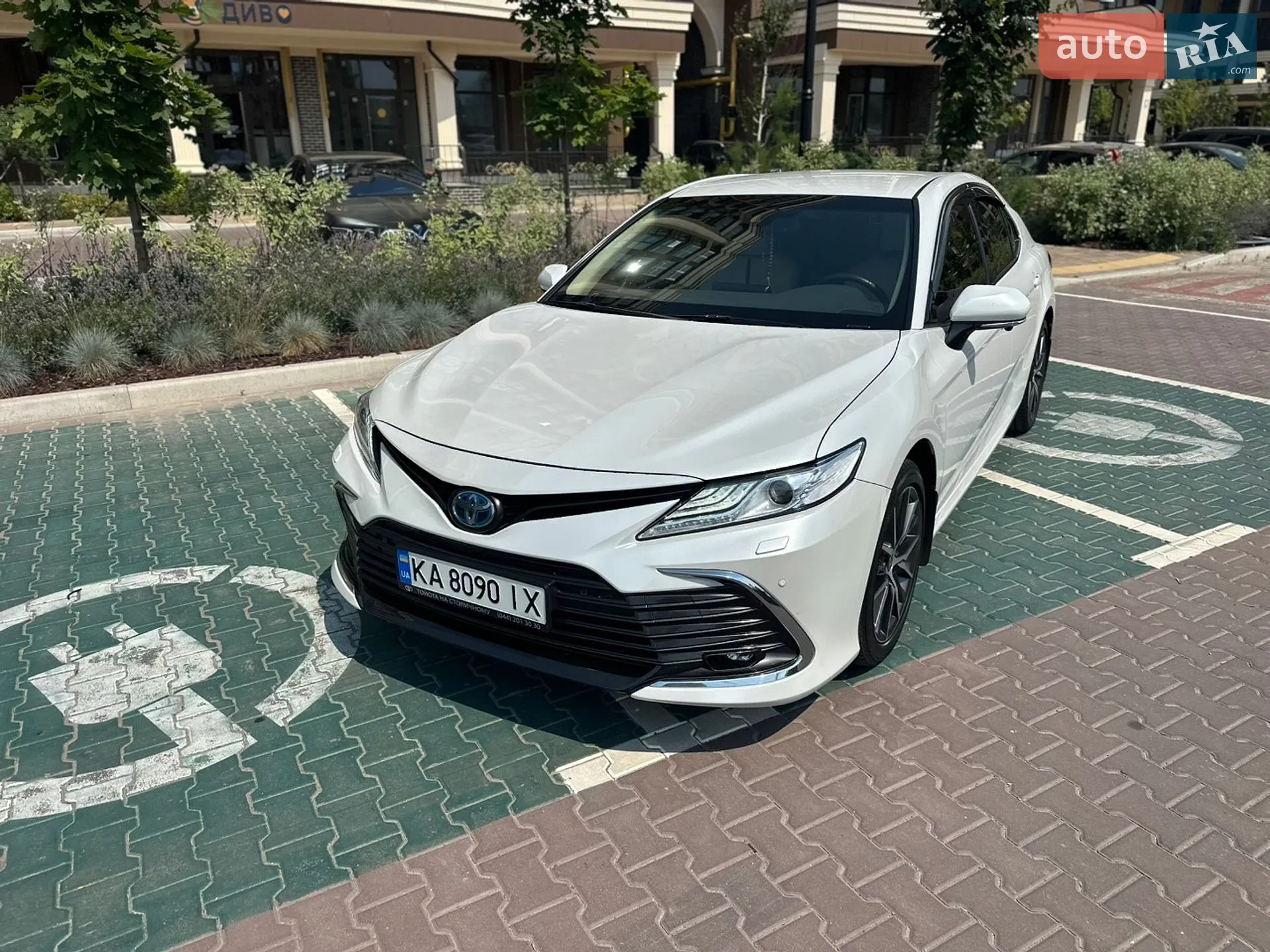 2021 Toyota Camry - мініатюра 8