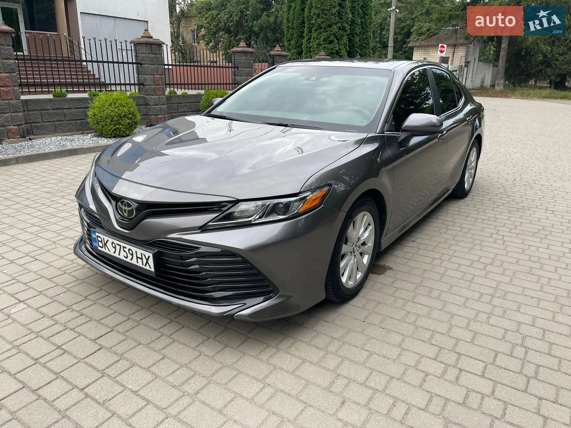 2017 Toyota Camry - фото 1