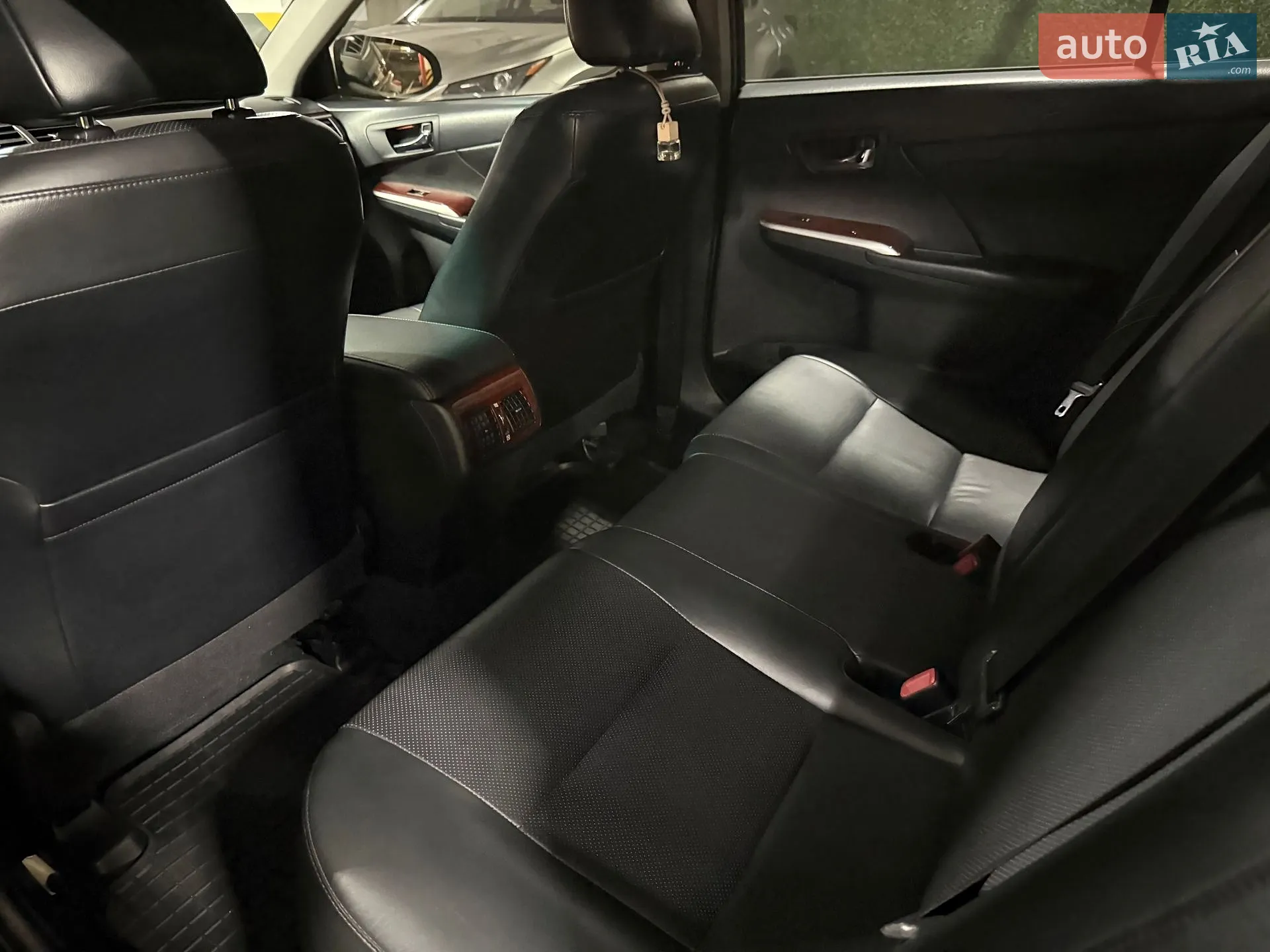 2011 Toyota Camry - мініатюра 32