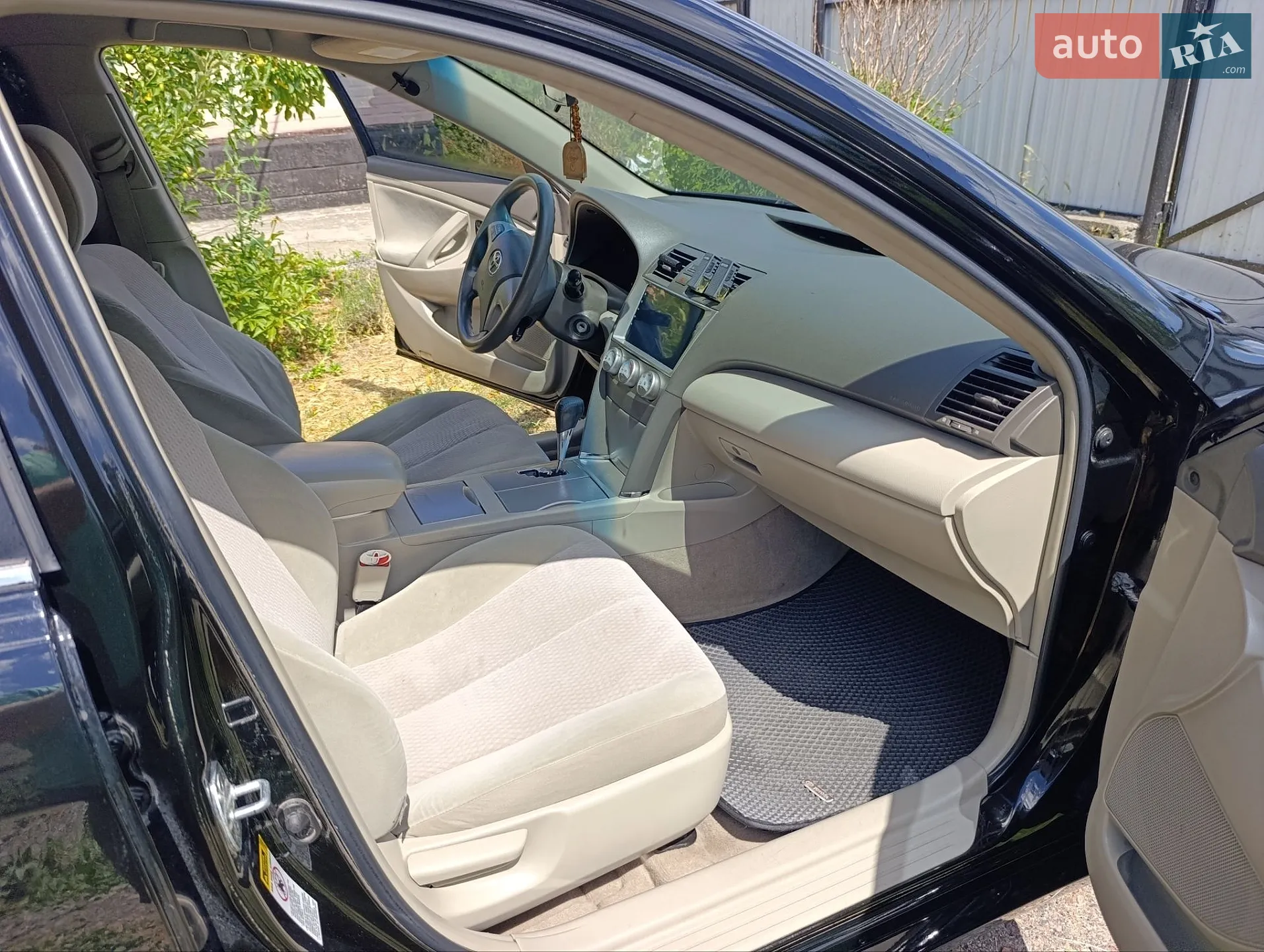 2010 Toyota Camry - мініатюра 21