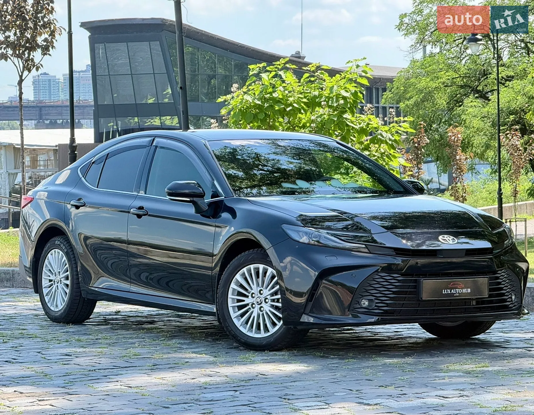 2025 Toyota Camry - мініатюра 36