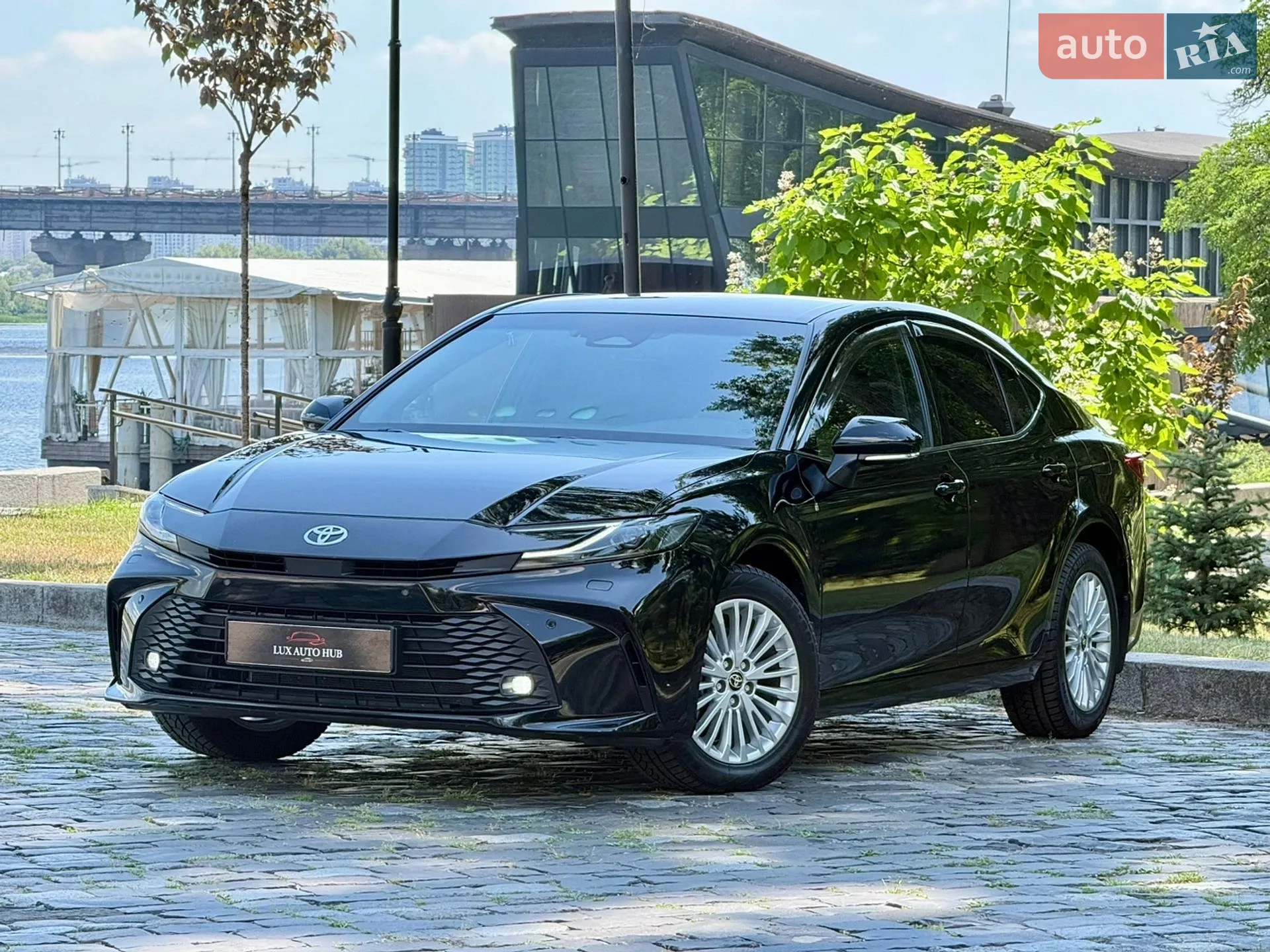 2025 Toyota Camry - мініатюра 212