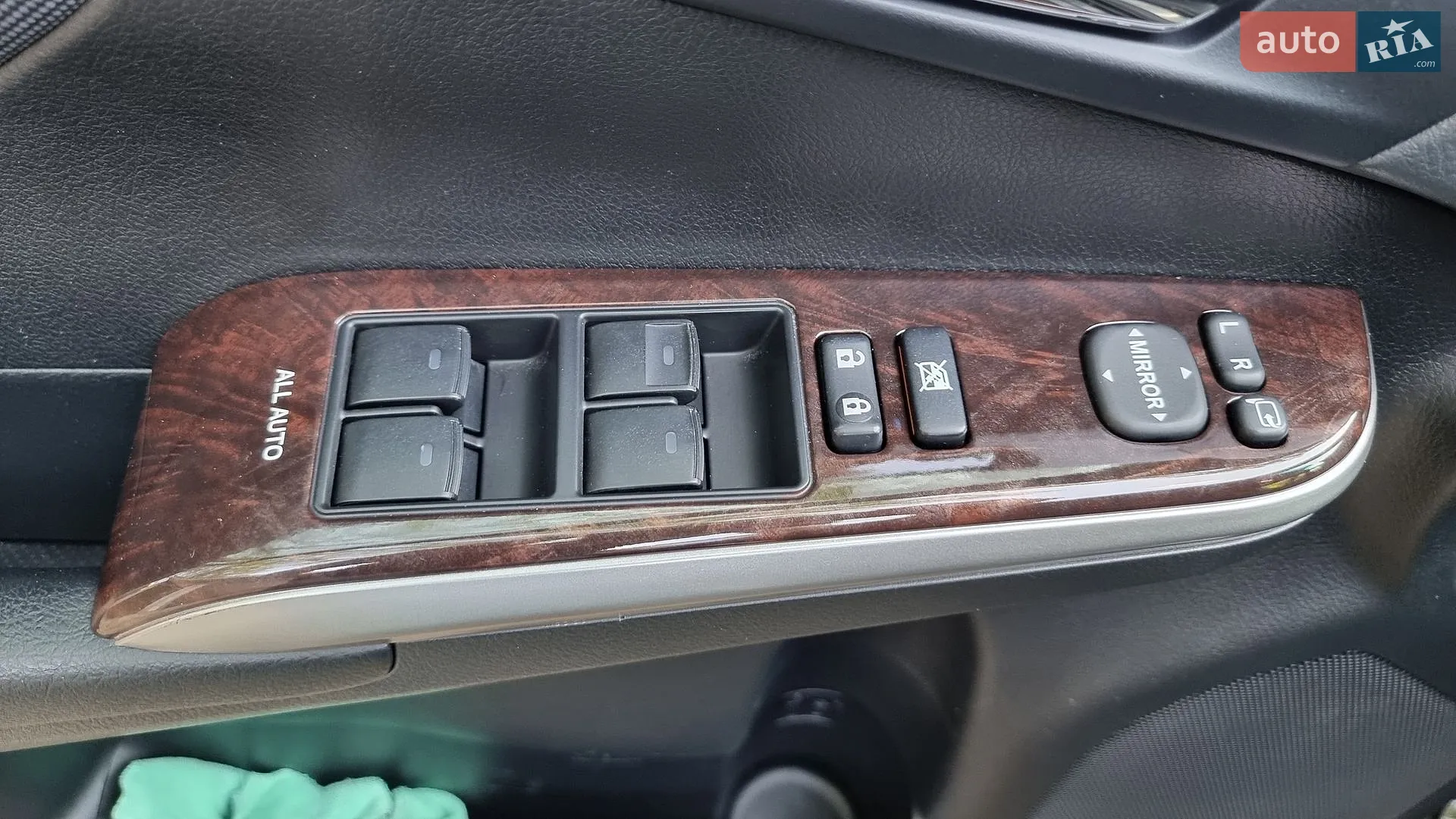 2017 Toyota Camry - мініатюра 23
