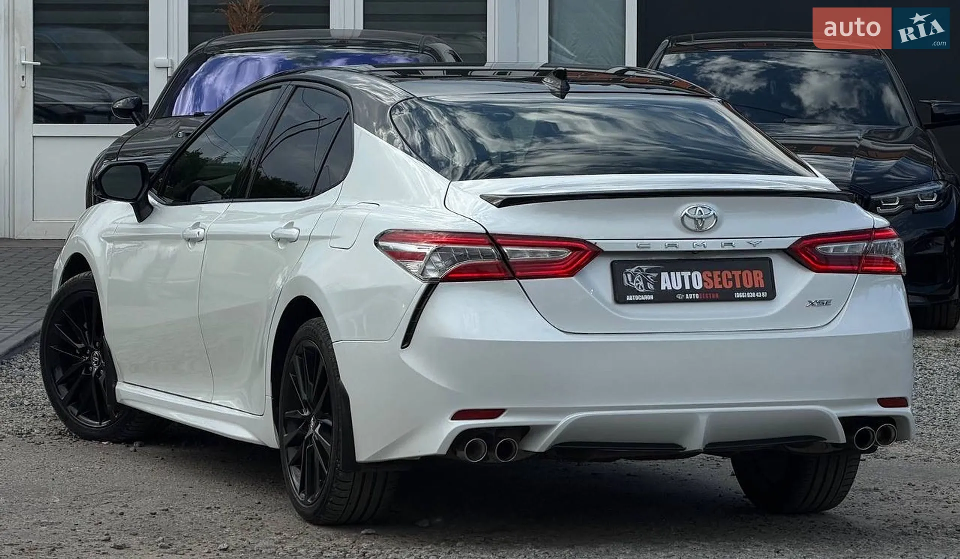 2018 Toyota Camry - мініатюра 12