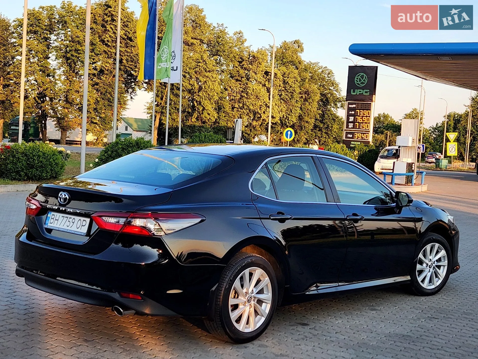 2021 Toyota Camry - мініатюра 25