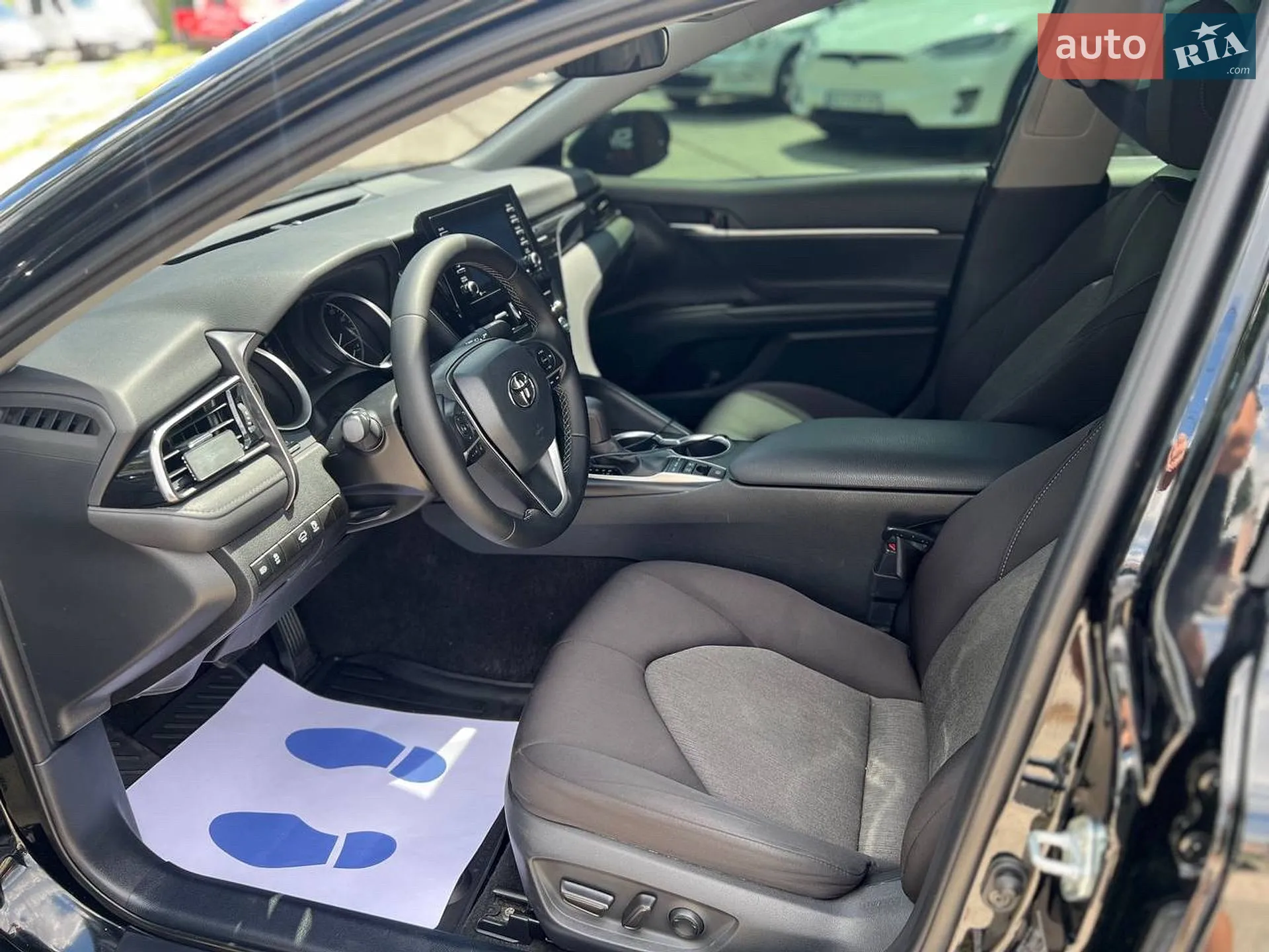 2021 Toyota Camry - мініатюра 21