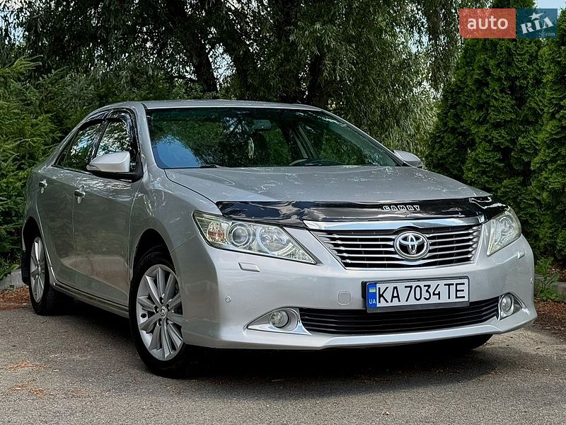 Toyota Camry 2012