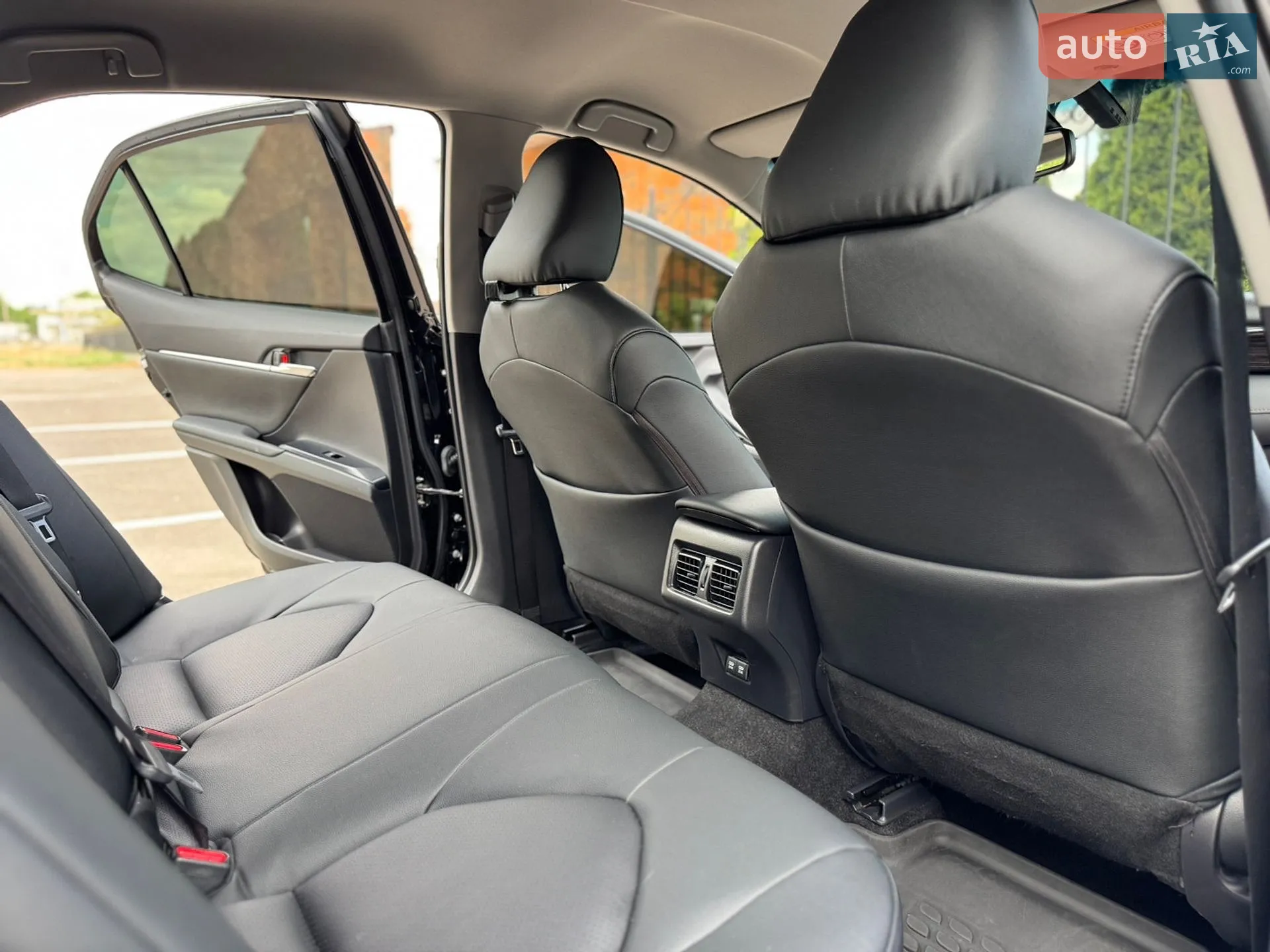 2020 Toyota Camry - мініатюра 38
