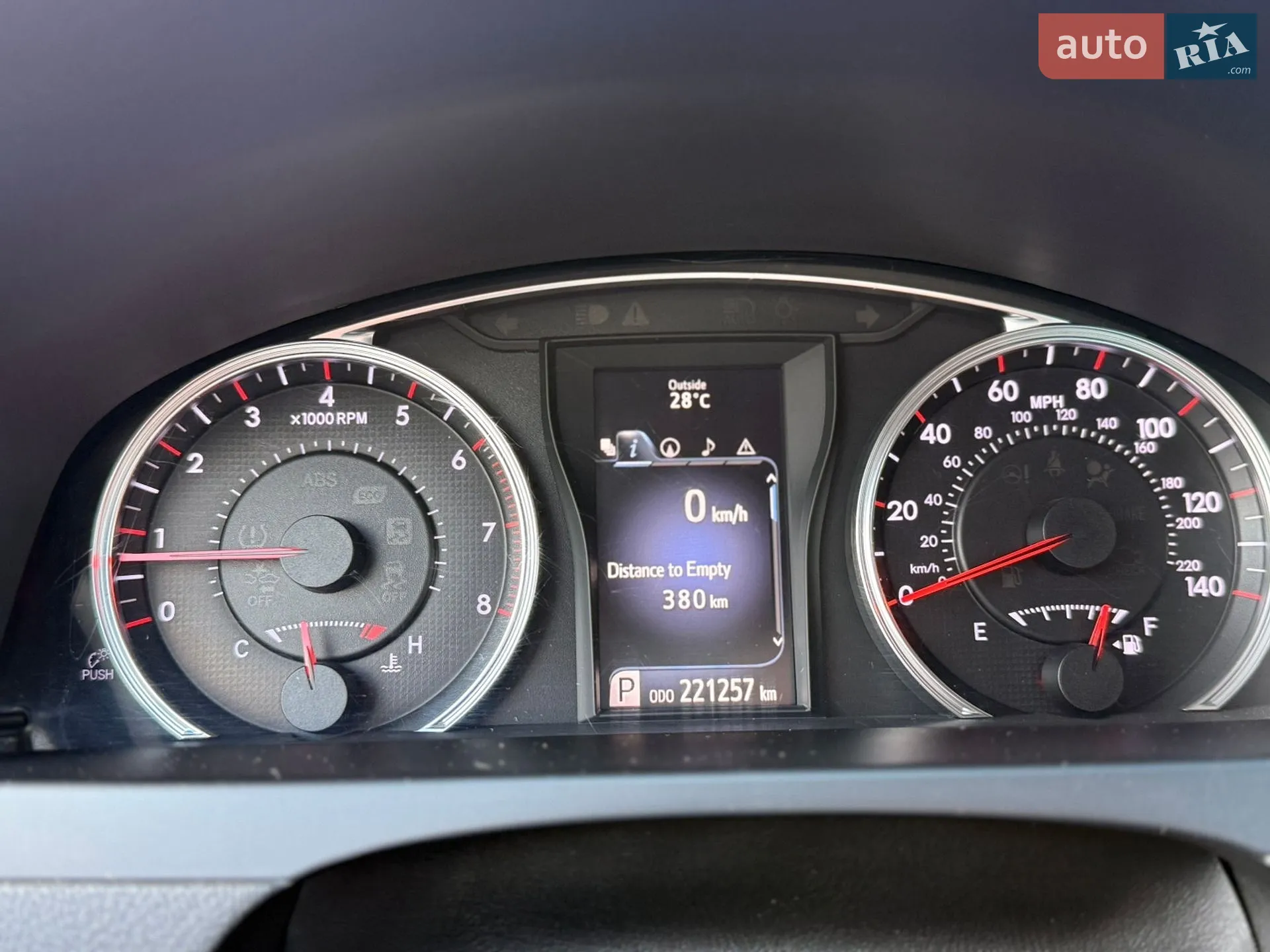 2016 Toyota Camry - мініатюра 14