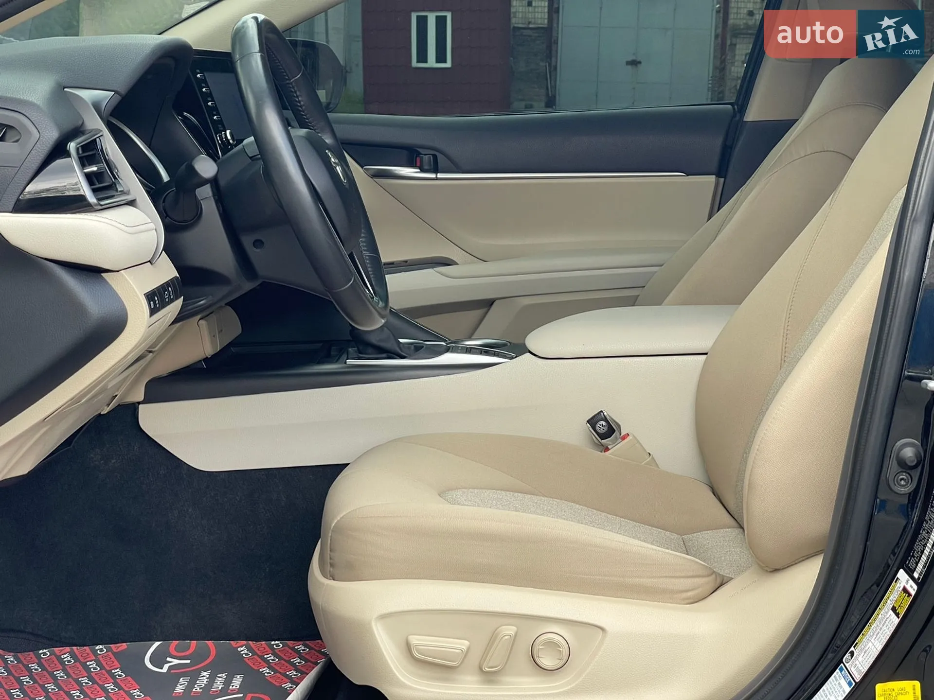 2022 Toyota Camry - мініатюра 21