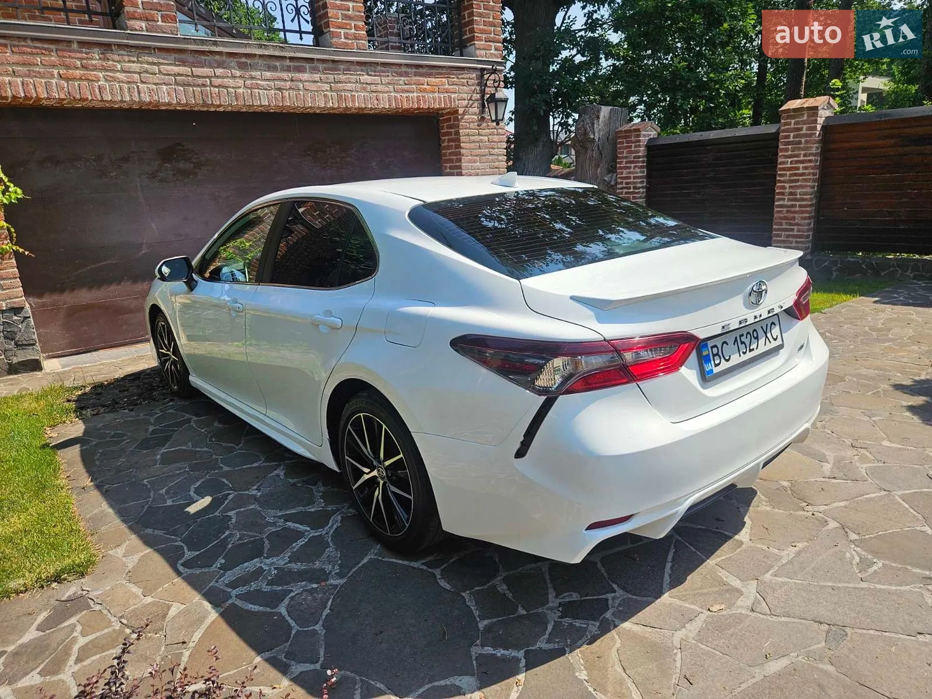 2021 Toyota Camry - мініатюра 2