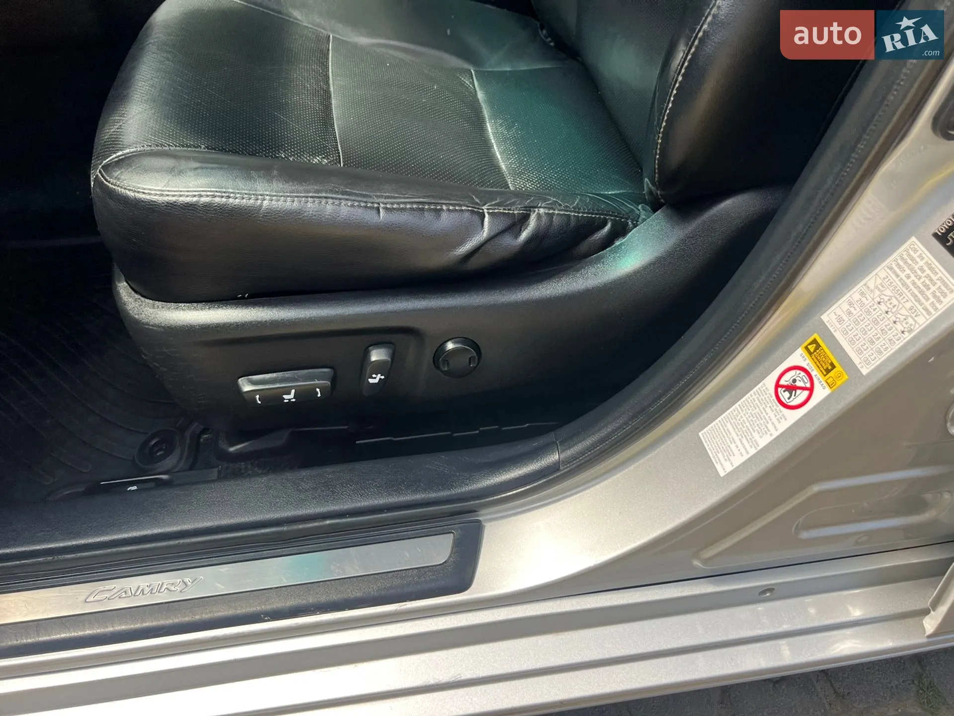 2011 Toyota Camry - мініатюра 11