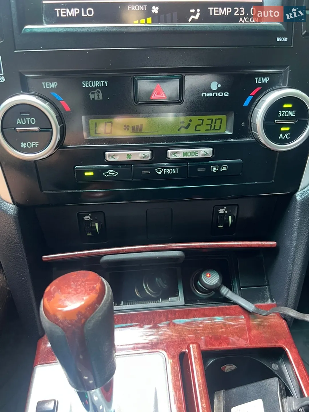 2011 Toyota Camry - мініатюра 18