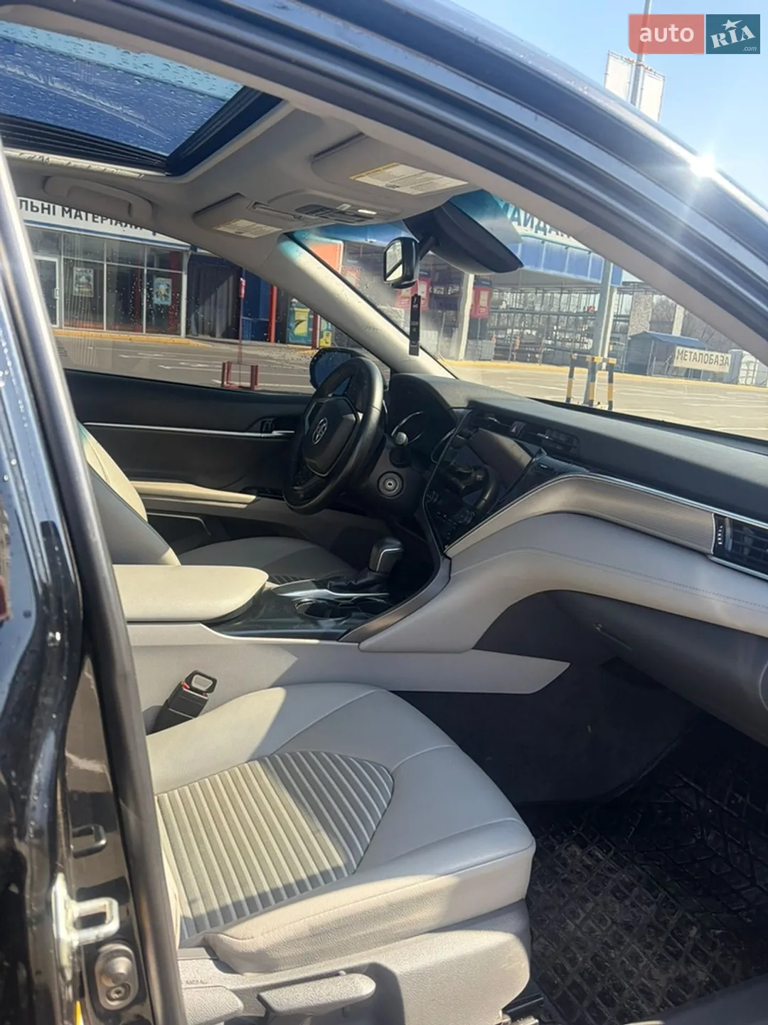 2018 Toyota Camry - мініатюра 8