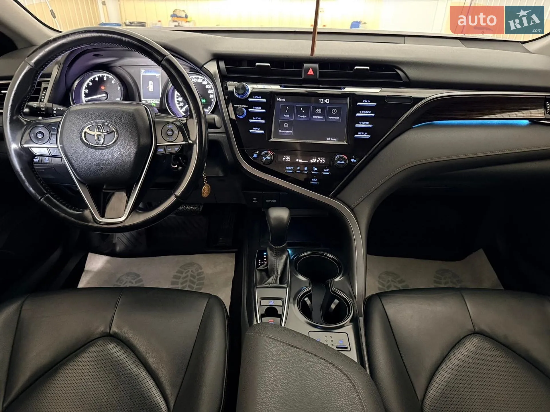 2019 Toyota Camry - мініатюра 8