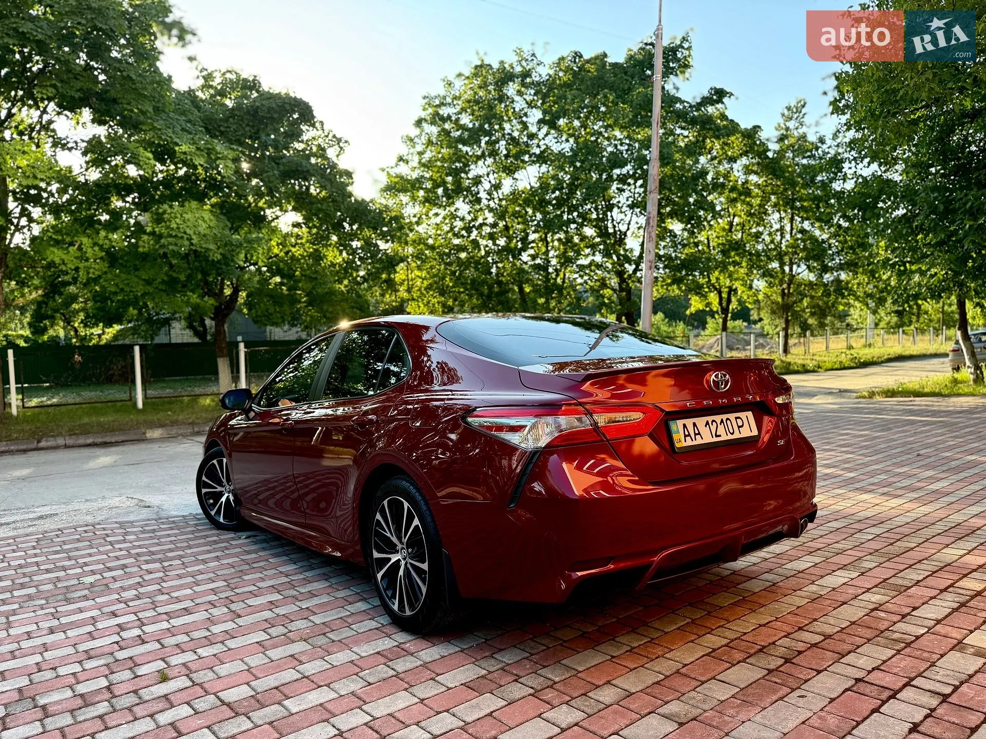 2017 Toyota Camry - мініатюра 15