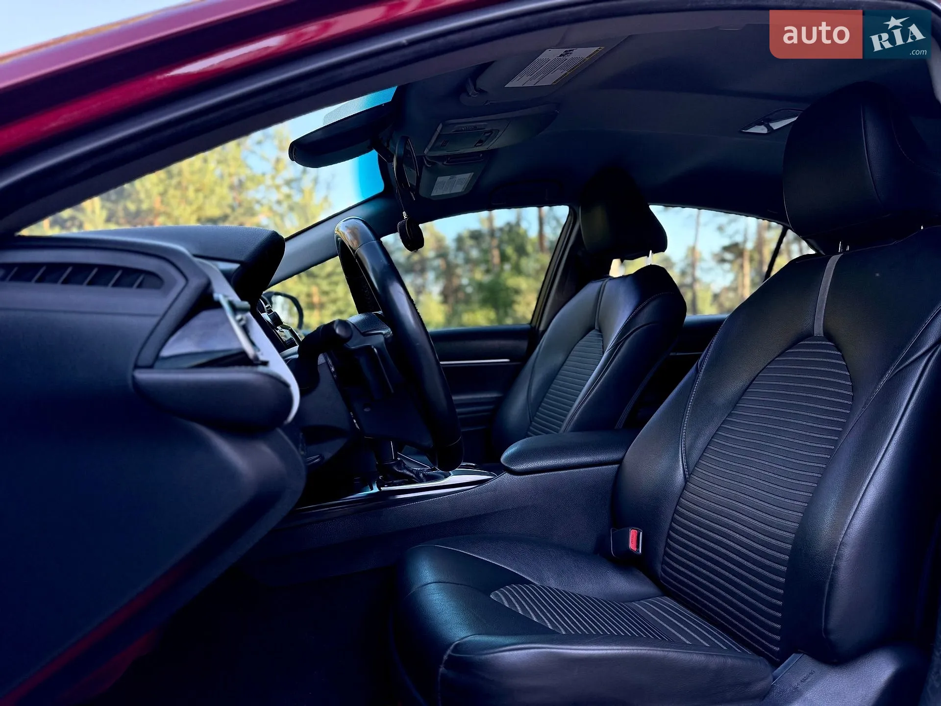 2017 Toyota Camry - мініатюра 32