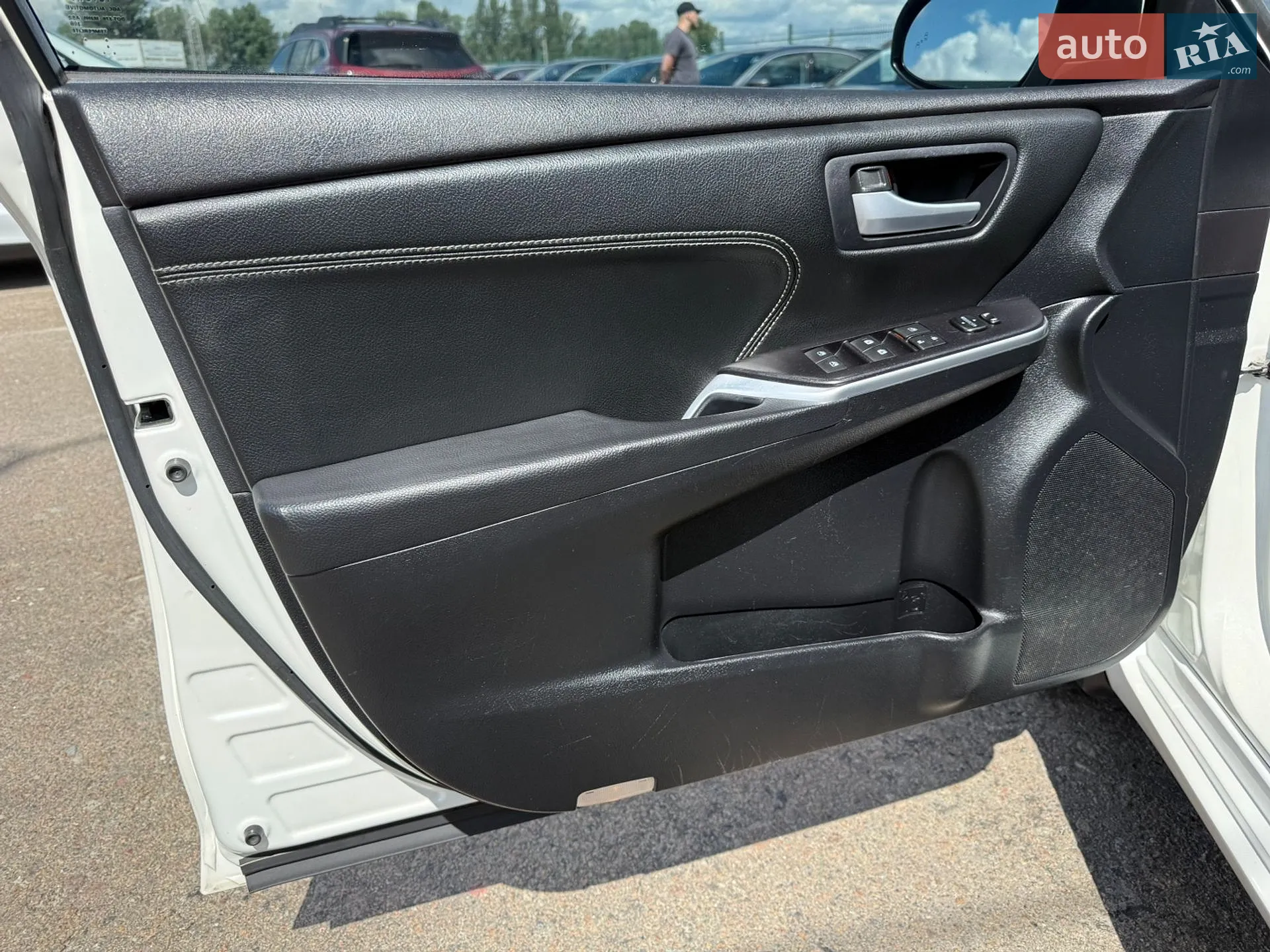 2015 Toyota Camry - мініатюра 18