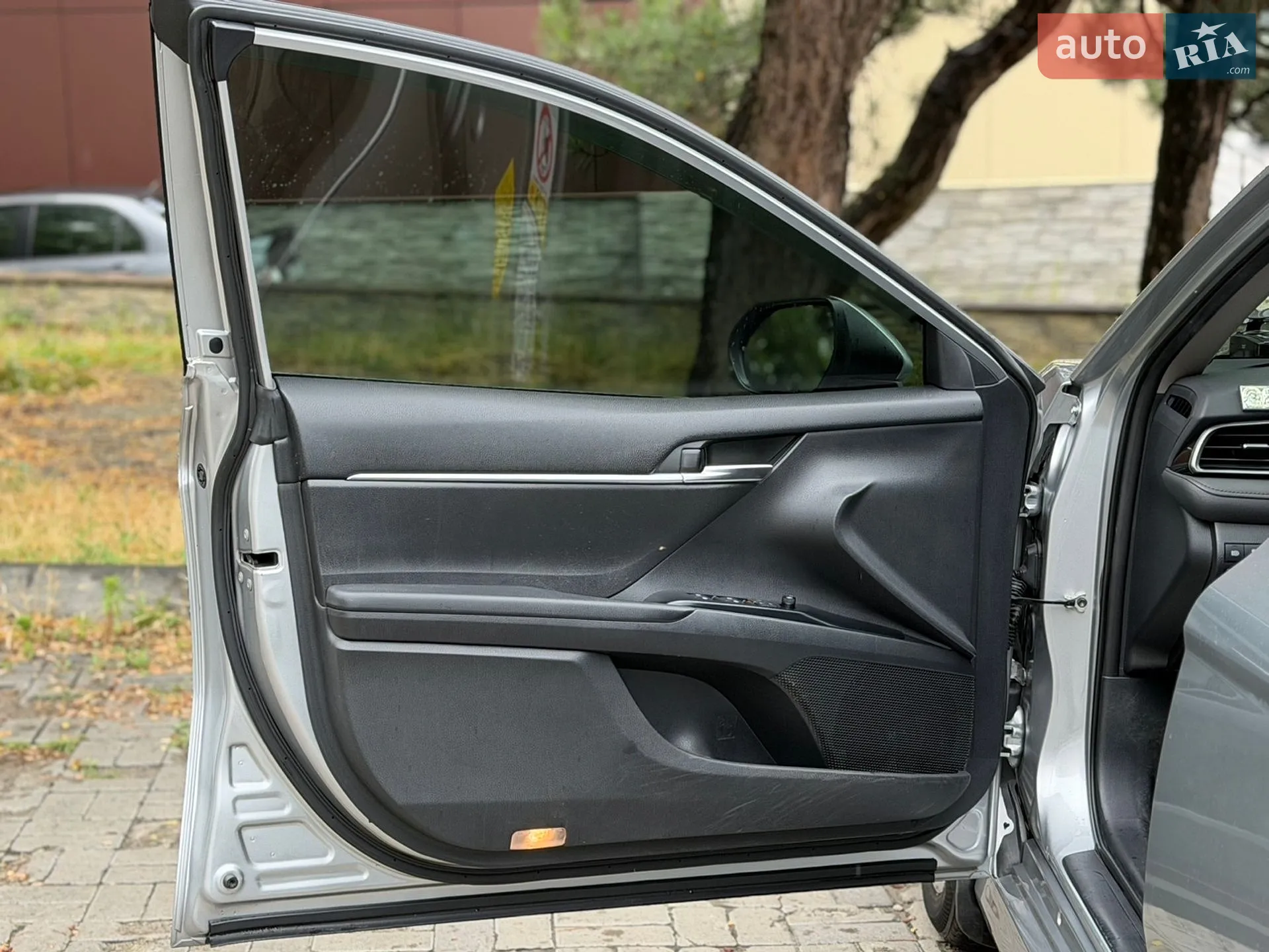 2019 Toyota Camry - мініатюра 16
