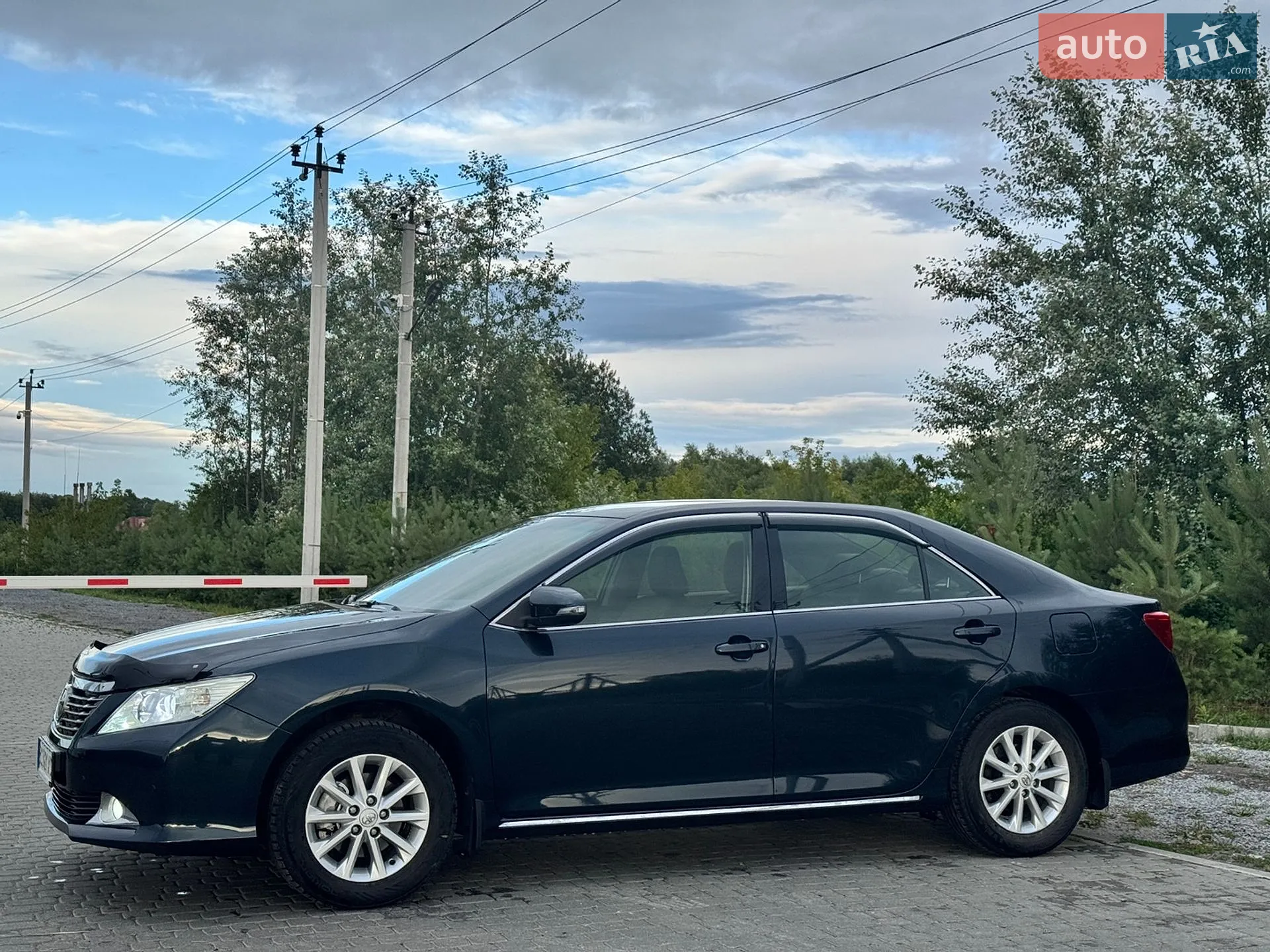 2012 Toyota Camry - мініатюра 2