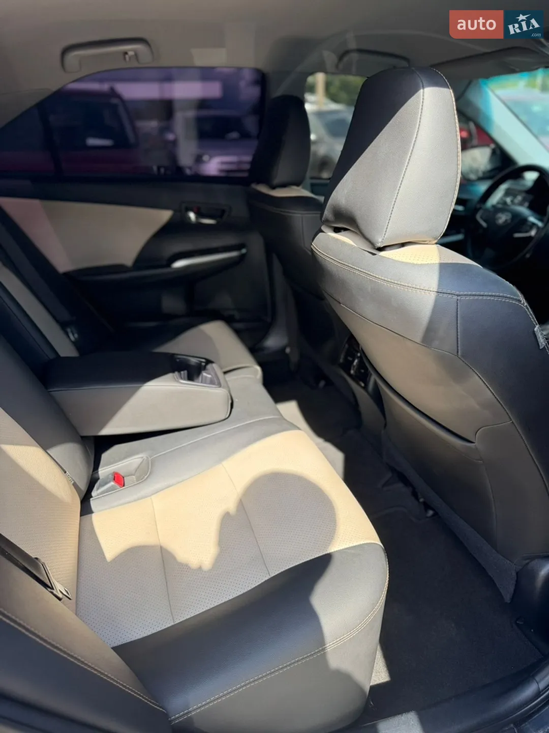 2015 Toyota Camry - мініатюра 33