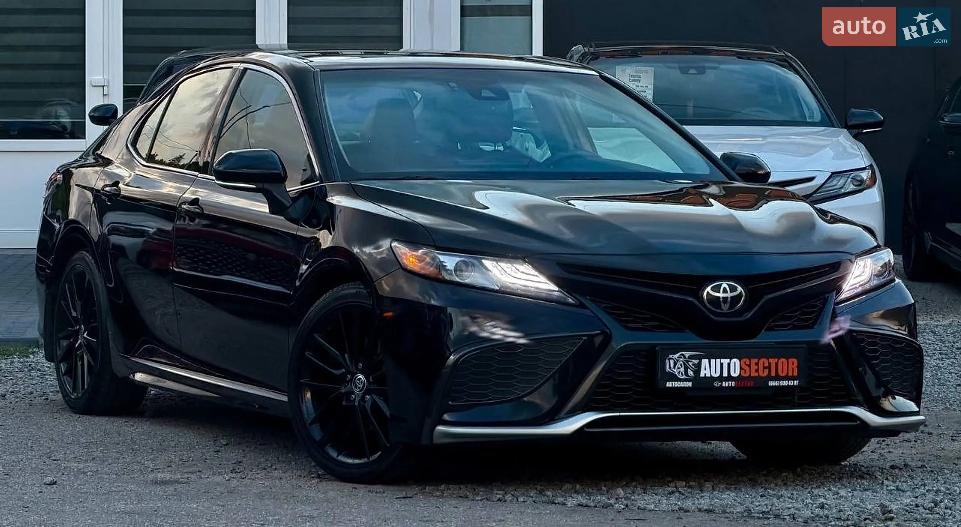2021 Toyota Camry - мініатюра 4