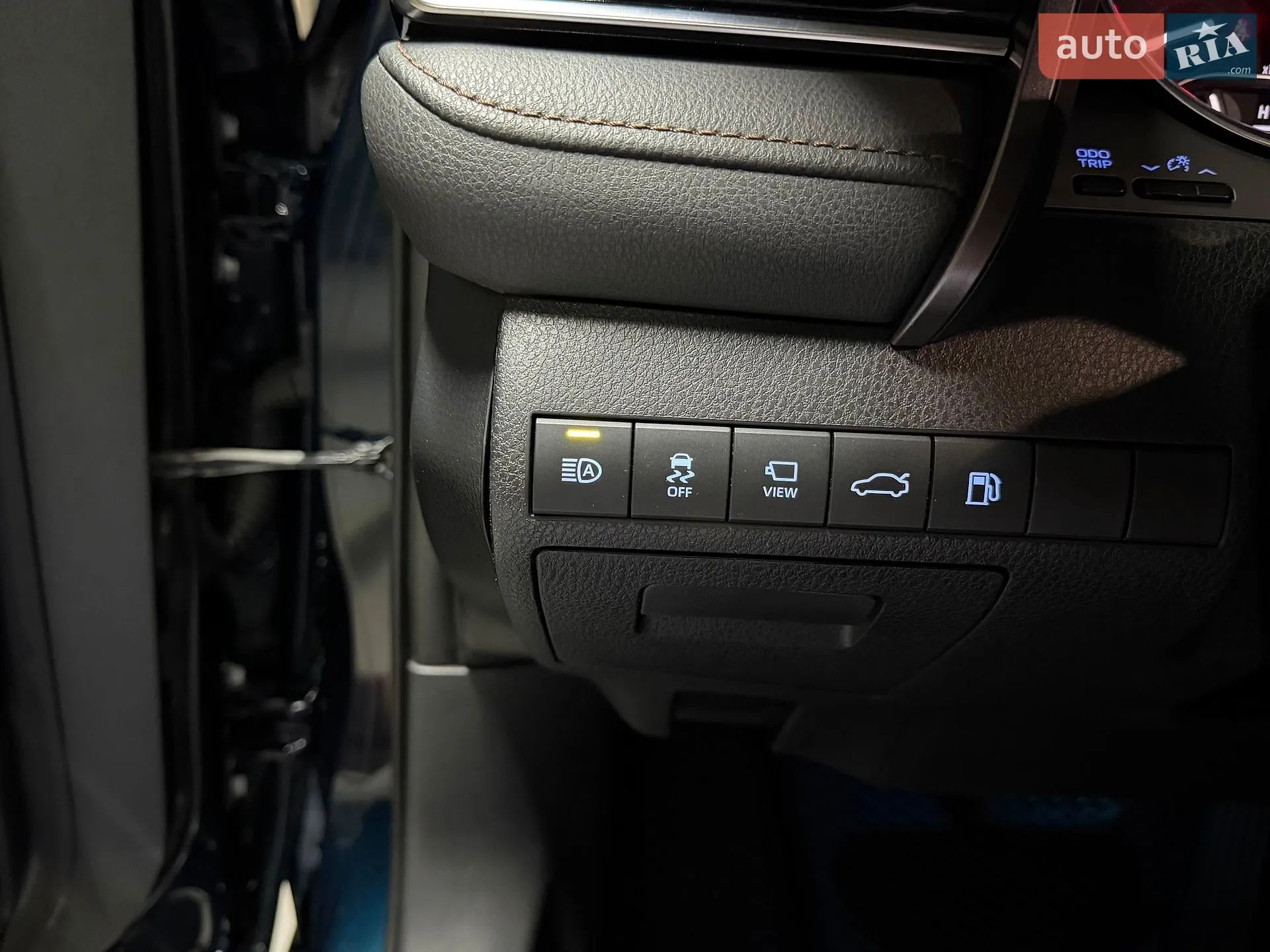 2017 Toyota Camry - мініатюра 13