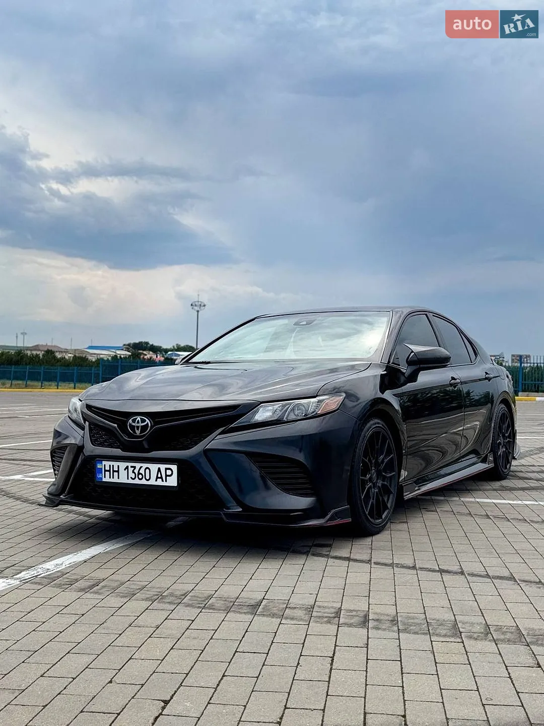 2020 Toyota Camry - фото 1