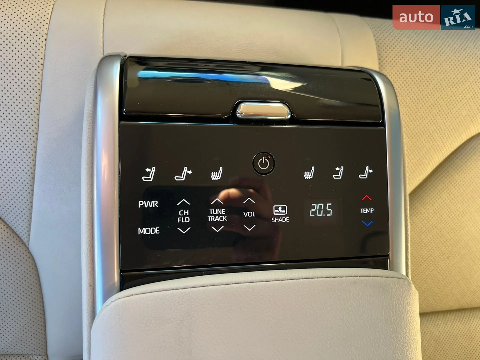 2023 Toyota Camry - мініатюра 16